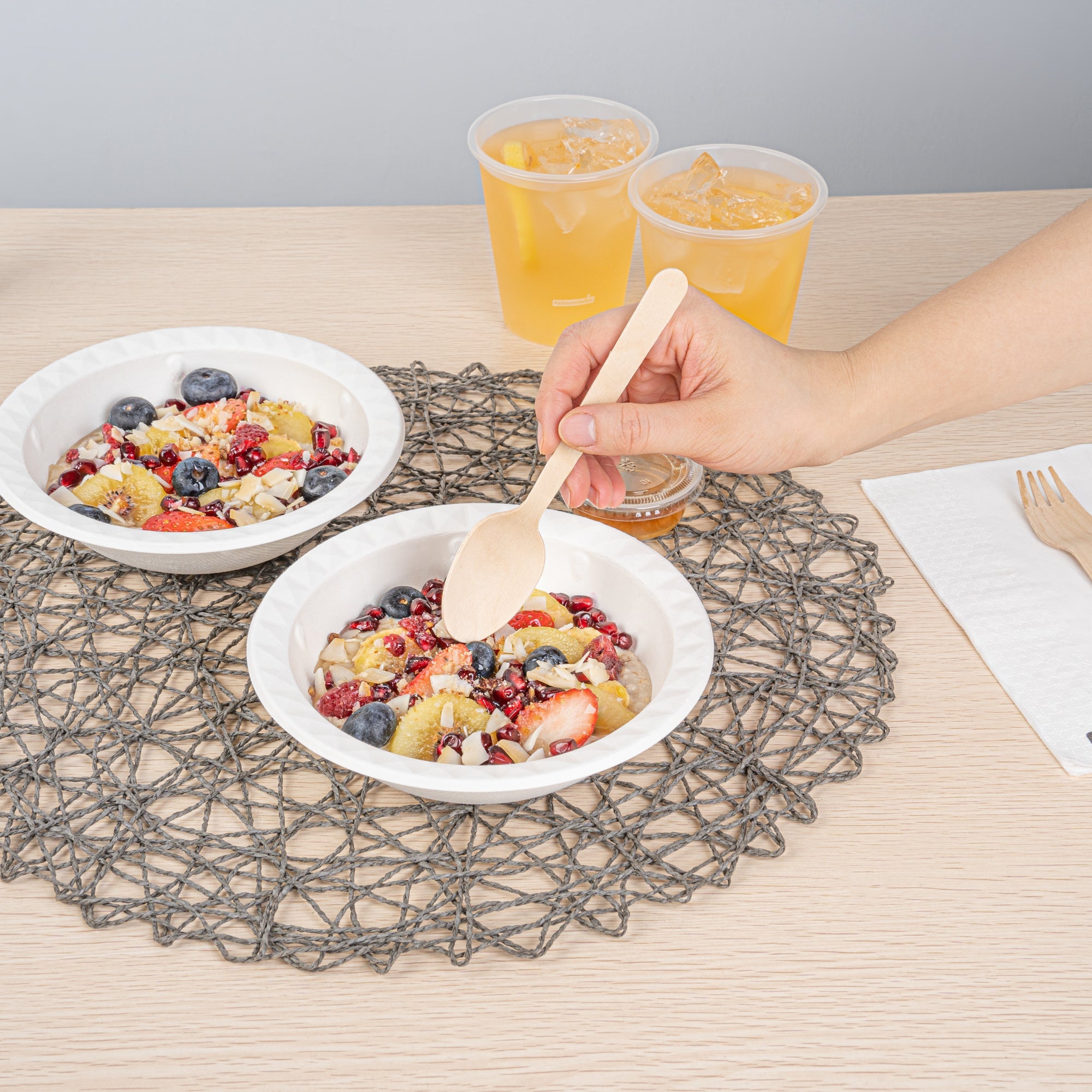 Pulp Safe No PFAS Added 16 oz White Sugarcane / Bagasse Bowl - Home Compostable, with Diamond Rim - 6 3/4" x 6 3/4" x 2" - 25 count box