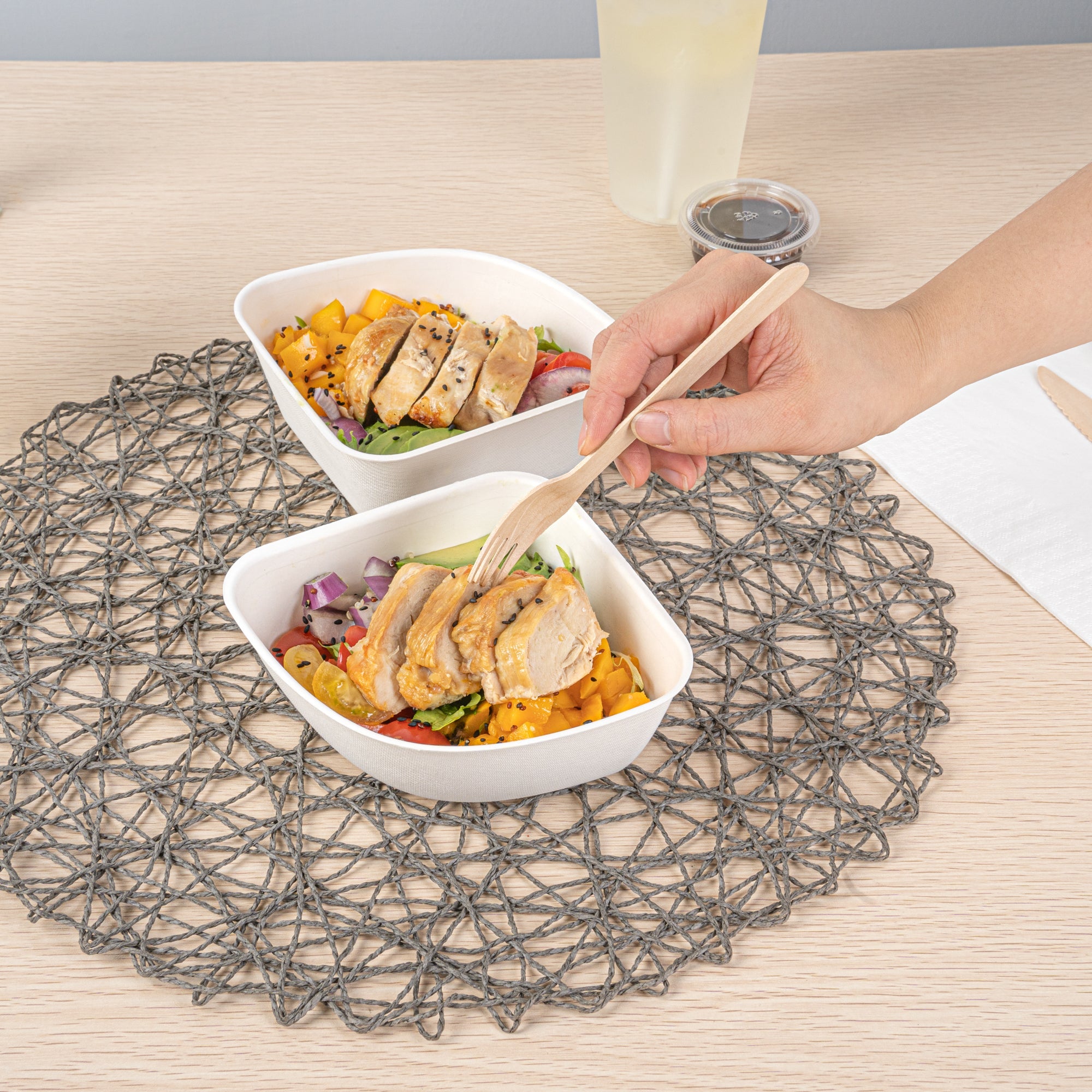 Pulp Safe Modular No PFAS Added 17 oz White Sugarcane / Bagasse Bowl - Home Compostable - 5 1/4" x 5 1/4" x 2 1/4" - 25 count box