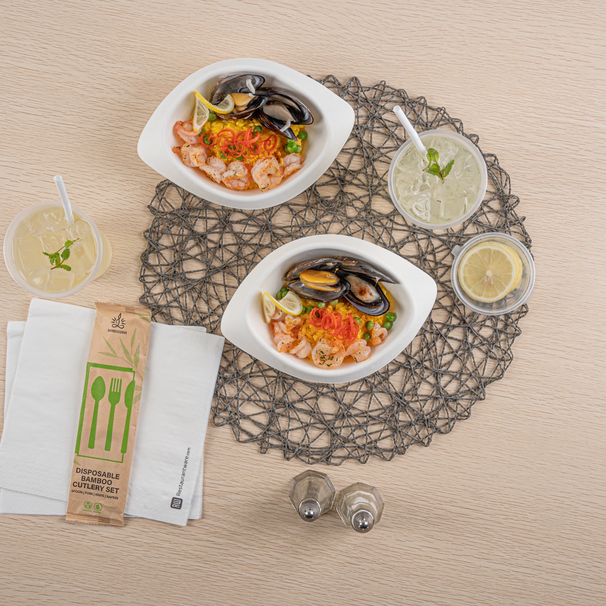 Pulp Safe No PFAS Added 12 oz Oval White Sugarcane / Bagasse Bowl - Home Compostable - 8 1/2" x 5 3/4" x 2 1/4" - 100 count box