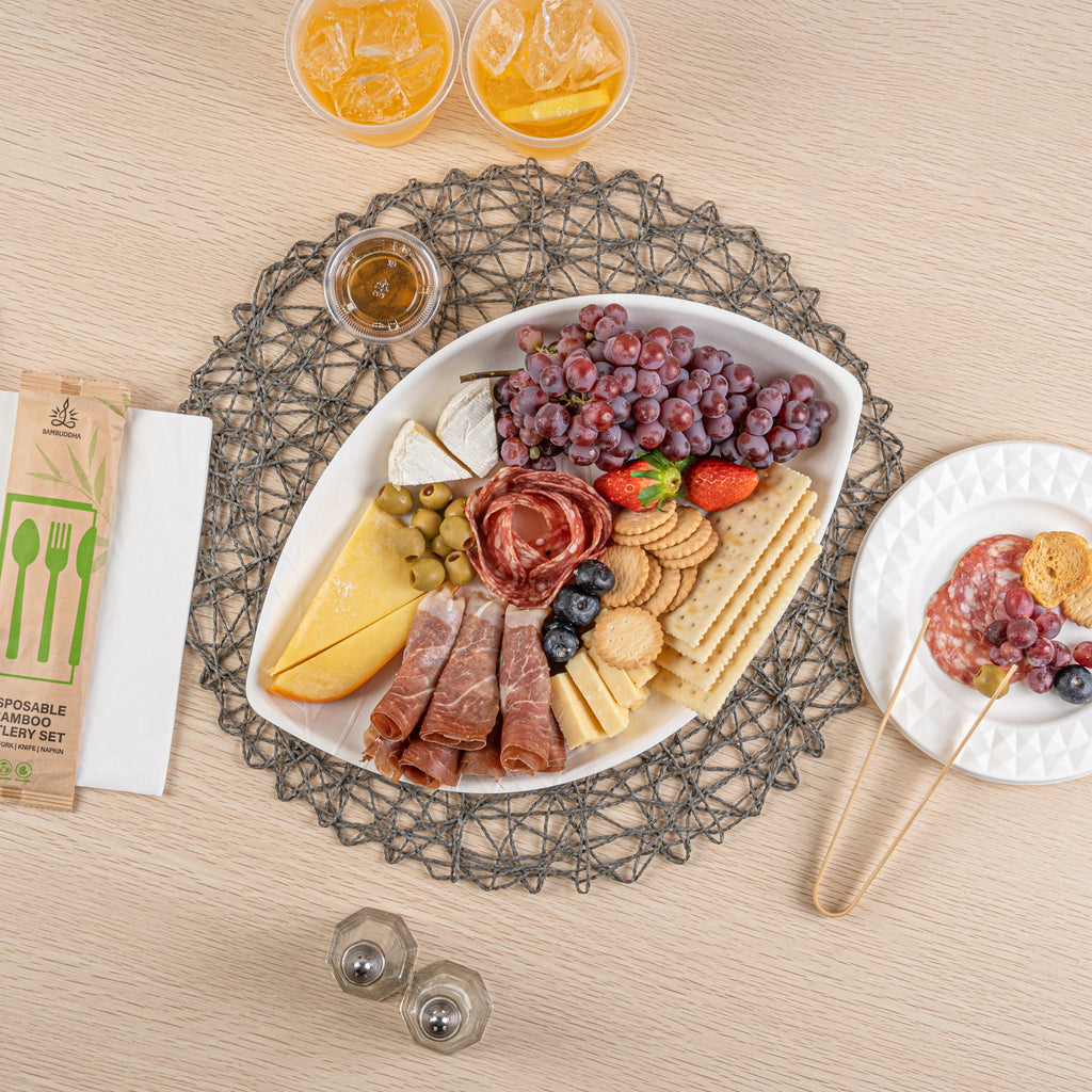 Pulp Safe Modular No PFAS Added White Sugarcane / Bagasse Tray - Home Compostable - 14" x 9 1/4" x 1 1/2" - 100 count box