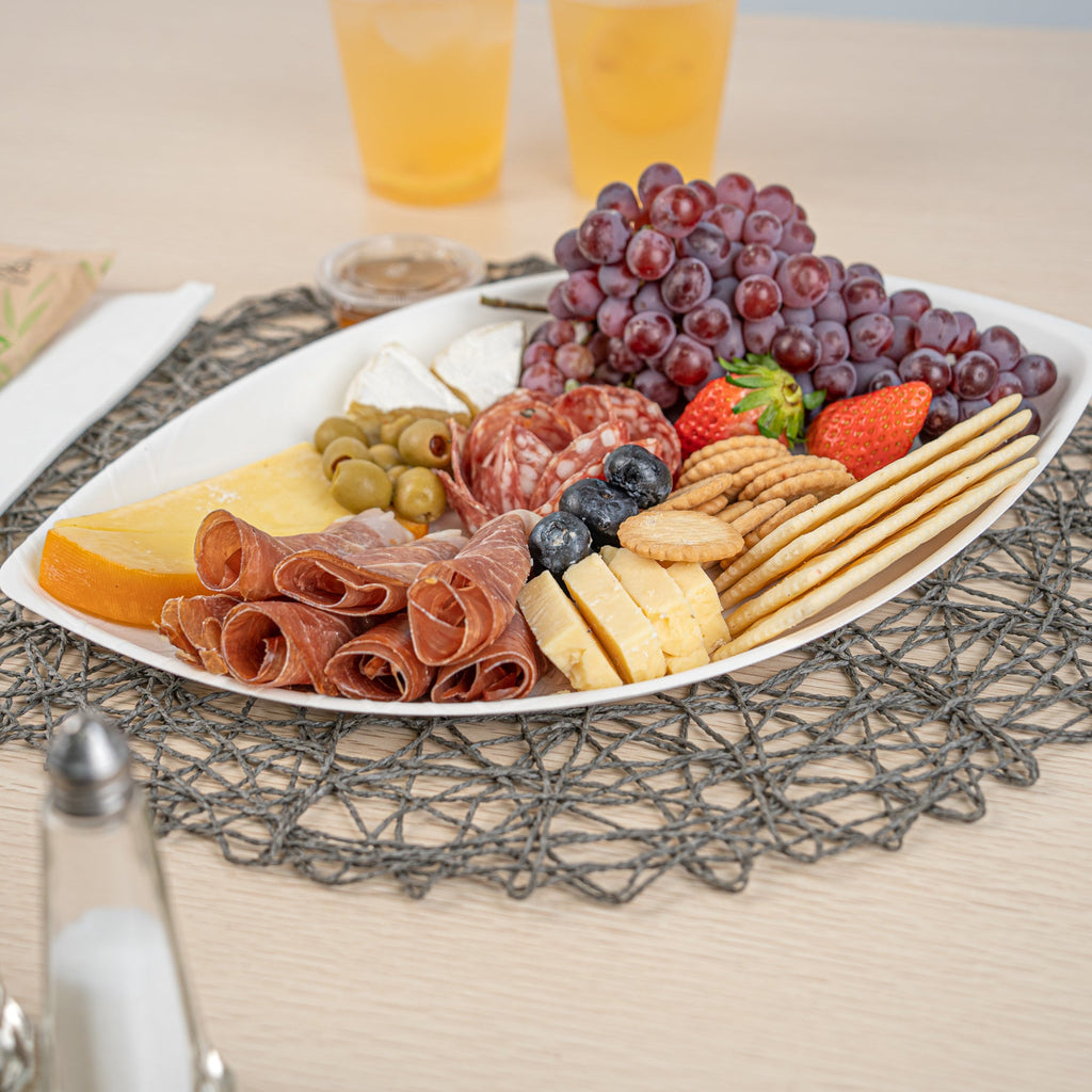 Pulp Safe Modular No PFAS Added White Sugarcane / Bagasse Tray - Home Compostable - 14" x 9 1/4" x 1 1/2" - 100 count box