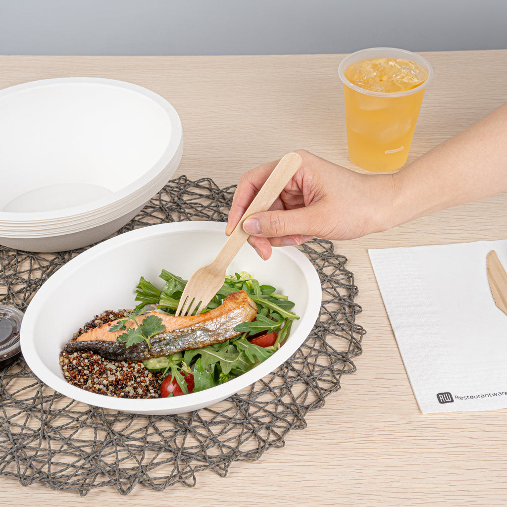 Pulp Safe No PFAS Added 27 oz Oval White Sugarcane / Bagasse Bowl - Home Compostable - 8 3/4" x 6 3/4" x 3 1/4" - 100 count box