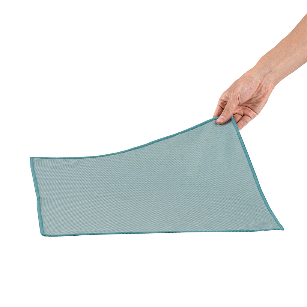 Clean Tek Professional Light Blue Microfiber Glass Cleaning Cloth - 15 3/4" x 15 3/4" - 100 count box