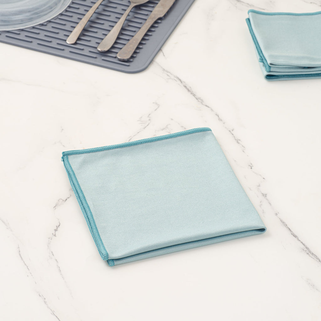 Clean Tek Professional Light Blue Microfiber Glass Cleaning Cloth - 15 3/4" x 15 3/4" - 100 count box