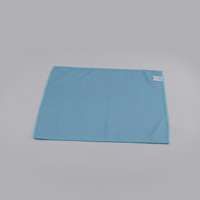 Clean Tek Professional Light Blue Microfiber Glass Cleaning Cloth - Diamond Weave - 15 3/4" x 15 3/4" - 1 count box