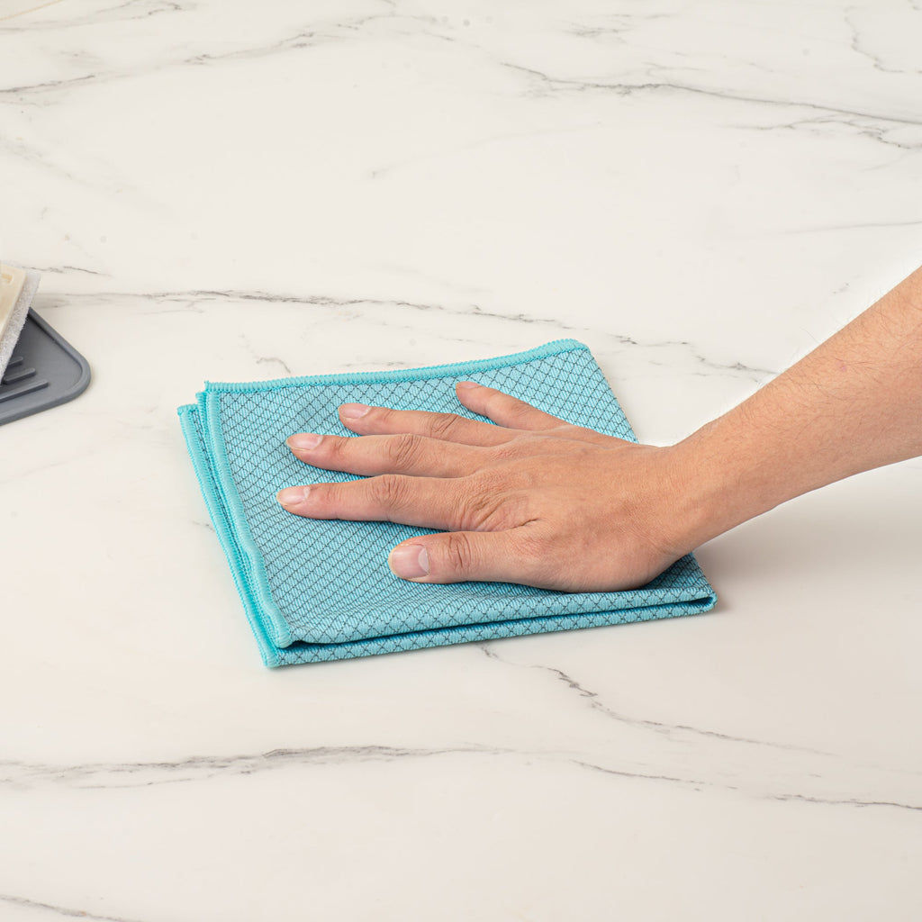Clean Tek Professional Light Blue Microfiber Glass Cleaning Cloth - Diamond Weave - 15 3/4" x 15 3/4" - 1 count box