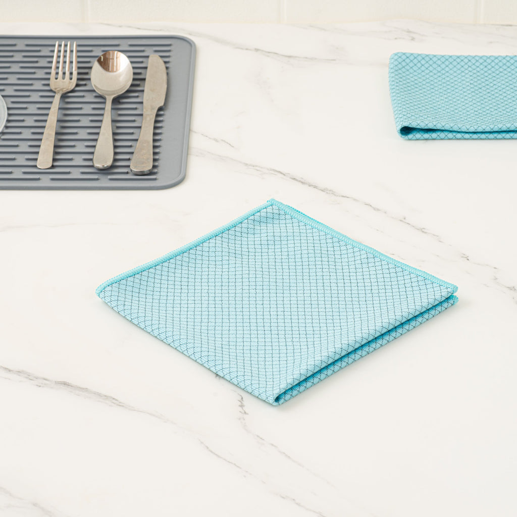 Clean Tek Professional Light Blue Microfiber Glass Cleaning Cloth - Diamond Weave - 15 3/4" x 15 3/4" - 100 count box