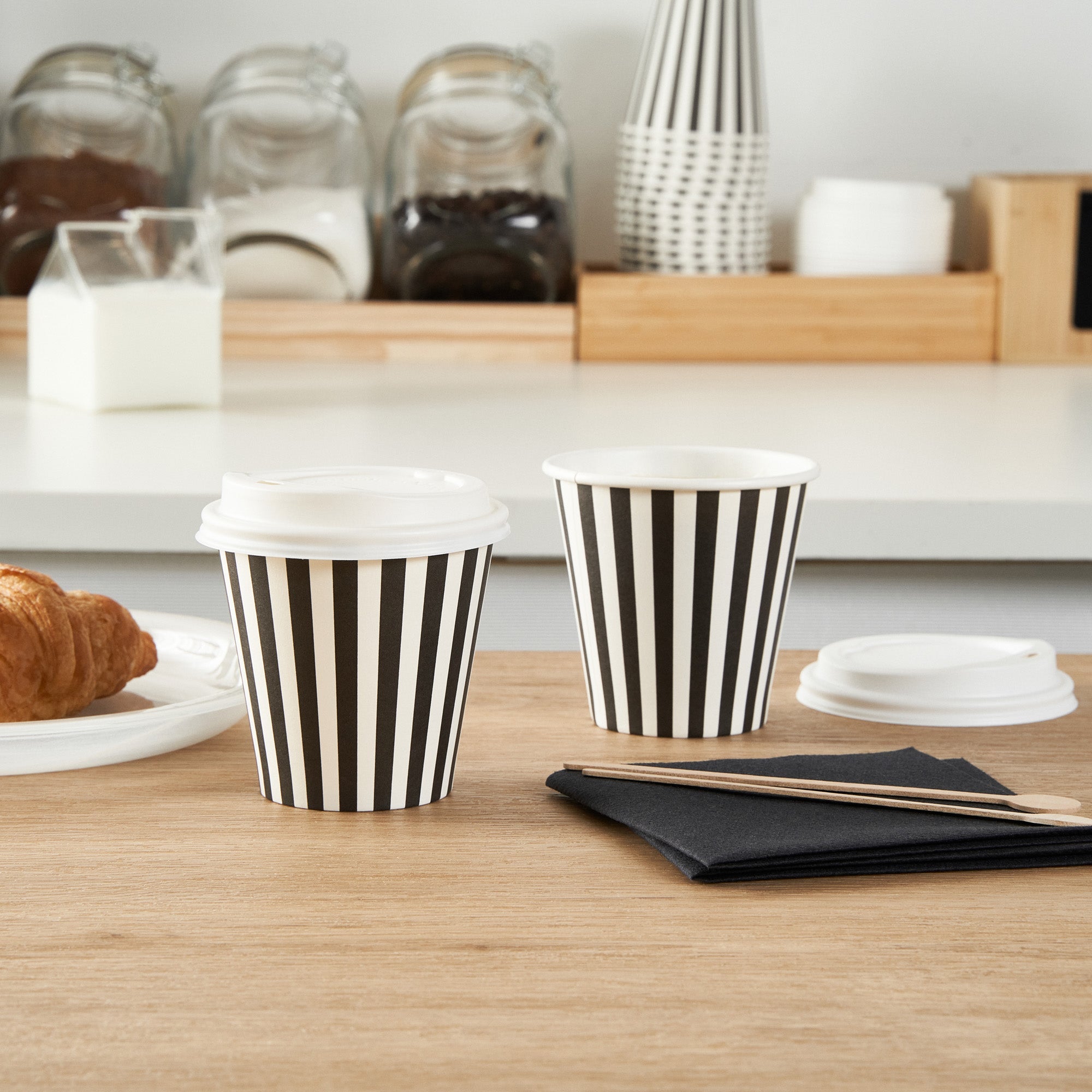 Restpresso 8 oz Black and White Stripe Paper Single Wall Coffee Cup - with White Lid - 3 1/2"x 3 1/2"x 4" - 400 count box