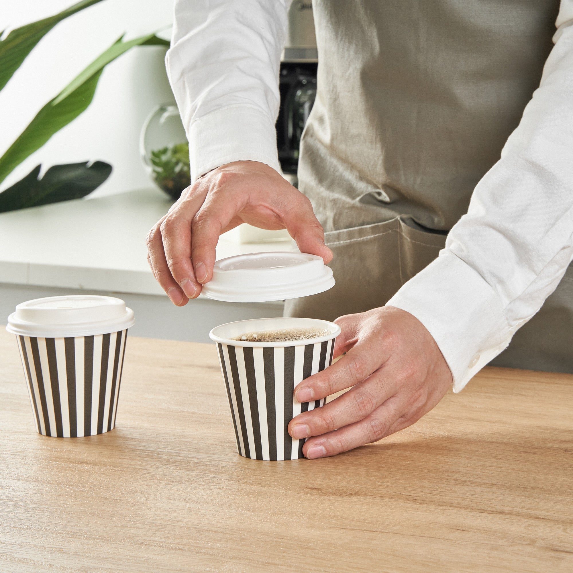 Restpresso 8 oz Black and White Stripe Paper Single Wall Coffee Cup - with White Lid - 3 1/2"x 3 1/2"x 4" - 400 count box