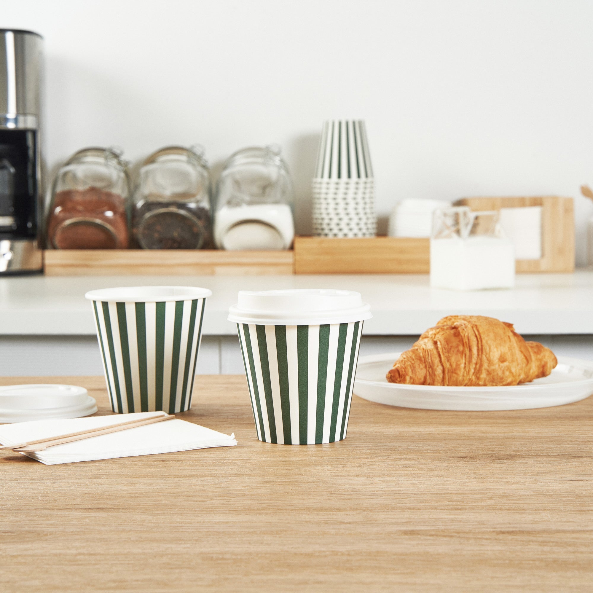 Restpresso 8 oz Forest Green and White Stripe Paper Single Wall Coffee Cup - with White Lid - 3 1/2"x 3 1/2"x 4" - 400 count box