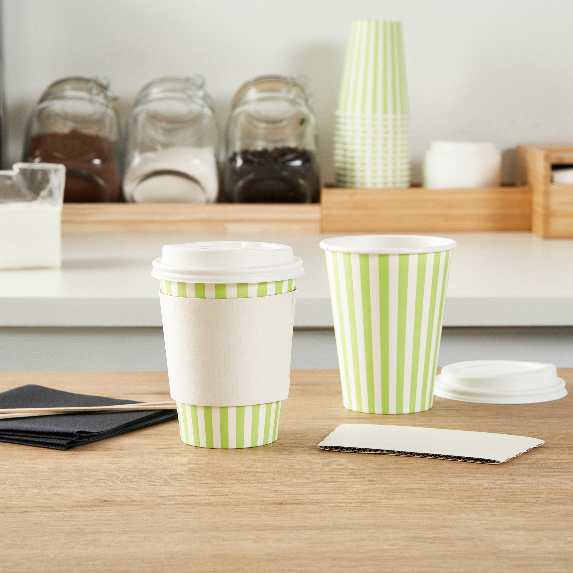 Restpresso 12 oz Green and White Stripe Paper Single Wall Coffee Cup - with White Lid - 3 1/2"x 3 1/2"x 4 3/4" - 400 count box