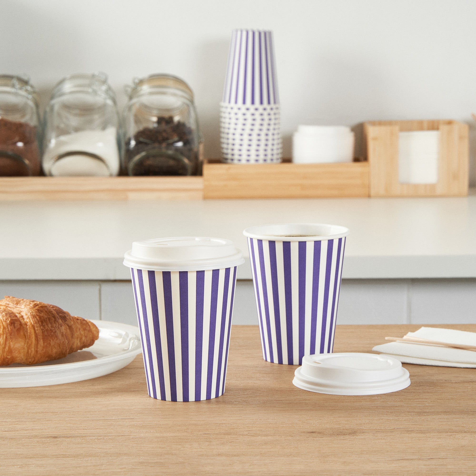 Restpresso 12 oz Purple and White Stripe Paper Single Wall Coffee Cup - with White Lid - 3 1/2"x 3 1/2"x 4 3/4" - 20 count box