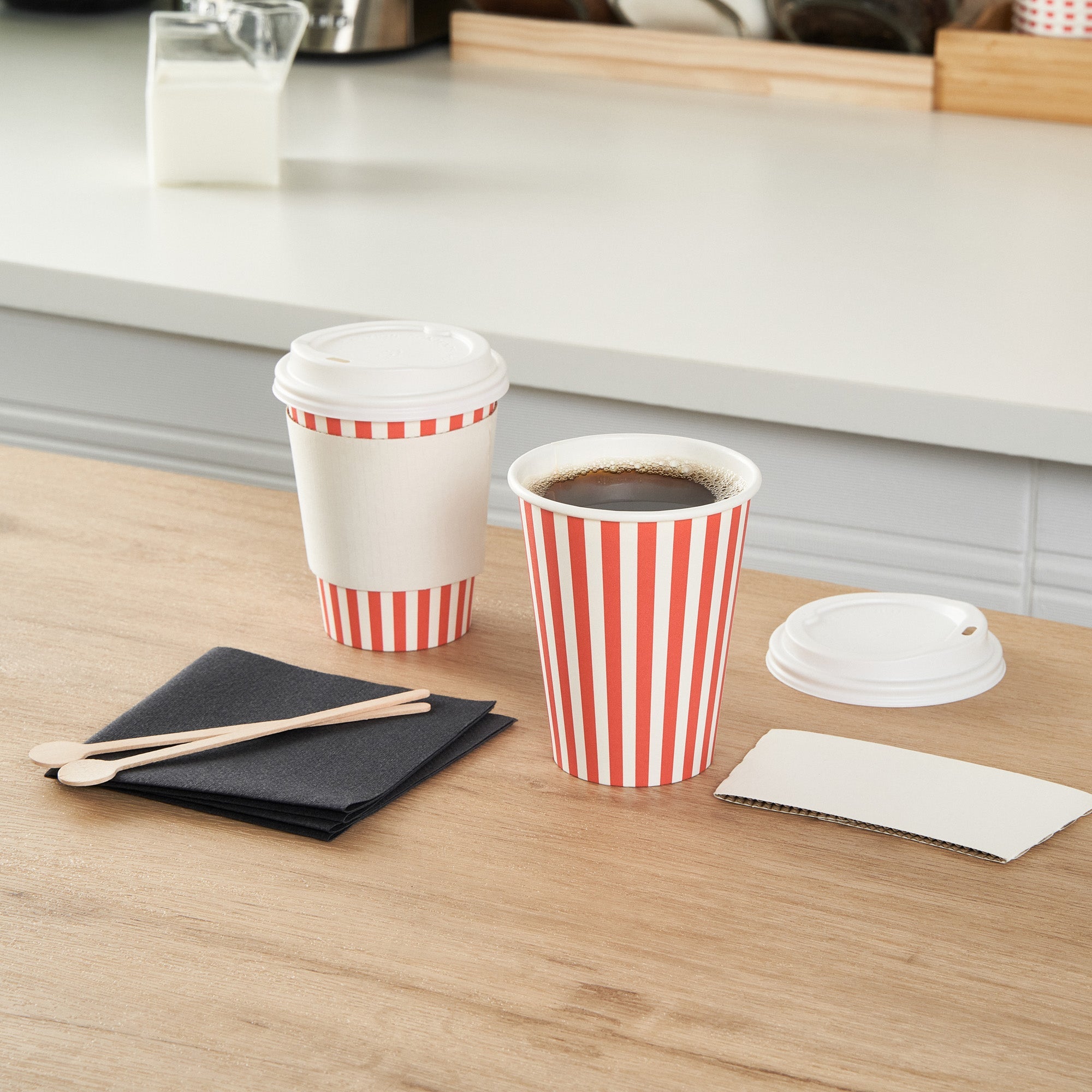 Restpresso 12 oz Red and White Stripe Paper Single Wall Coffee Cup - with White Lid - 3 1/2"x 3 1/2"x 4 3/4" - 20 count box