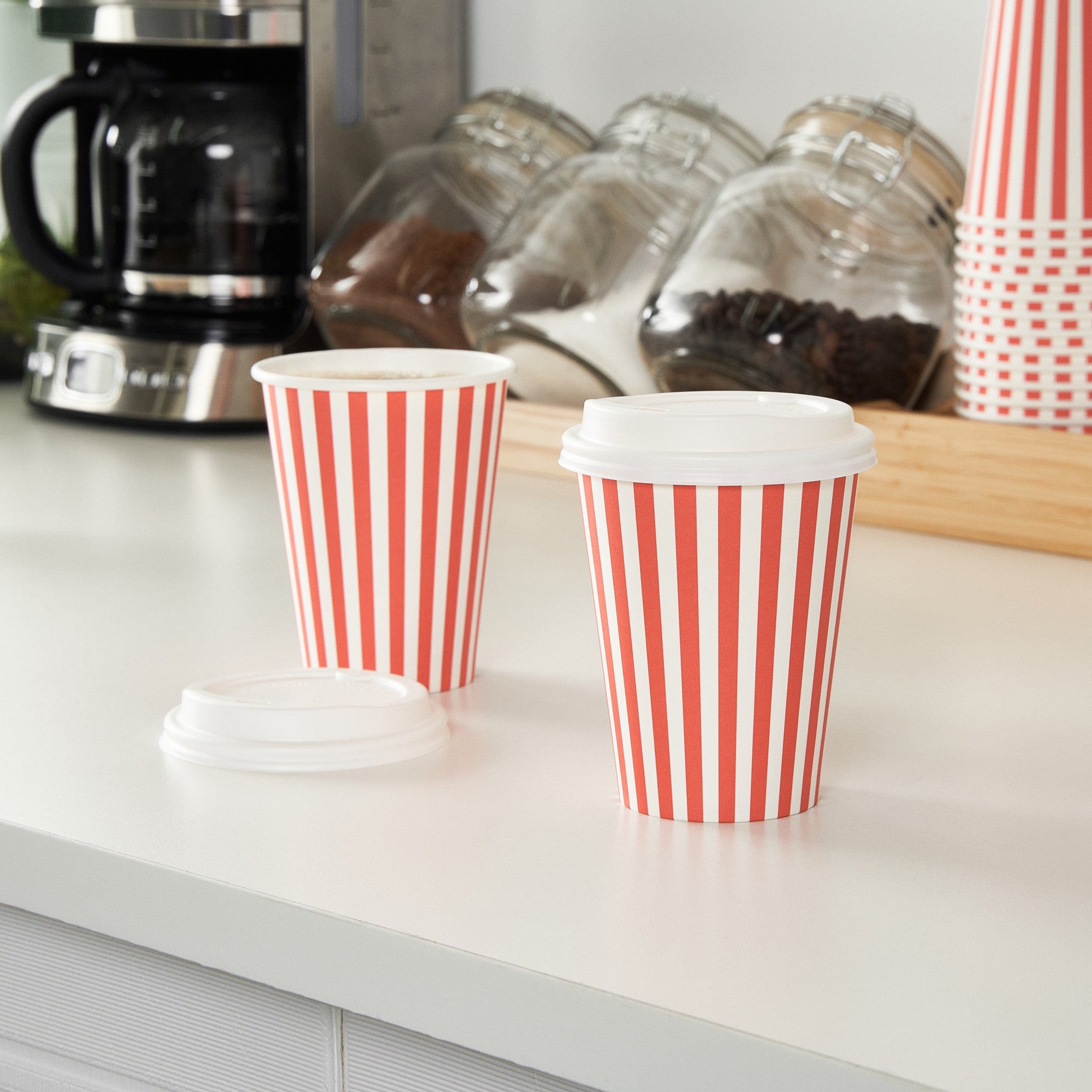 Restpresso 12 oz Red and White Stripe Paper Single Wall Coffee Cup - with White Lid - 3 1/2"x 3 1/2"x 4 3/4" - 20 count box