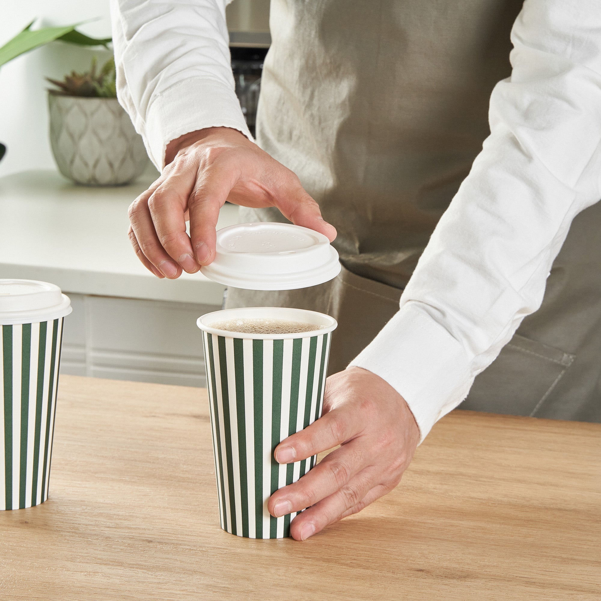 Restpresso 16 oz Forest Green and White Stripe Paper Single Wall Coffee Cup - with White Lid - 3 1/2"x 3 1/2"x 5 3/4" - 400 count box