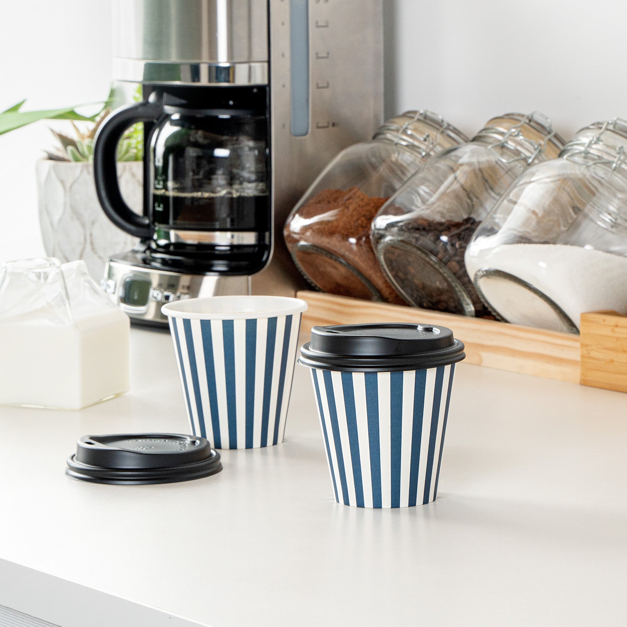 Restpresso 8 oz Blue and White Stripe Paper Single Wall Coffee Cup - with Black Lid - 3 1/2" x 3 1/2" x 3 1/4" - 20 count box