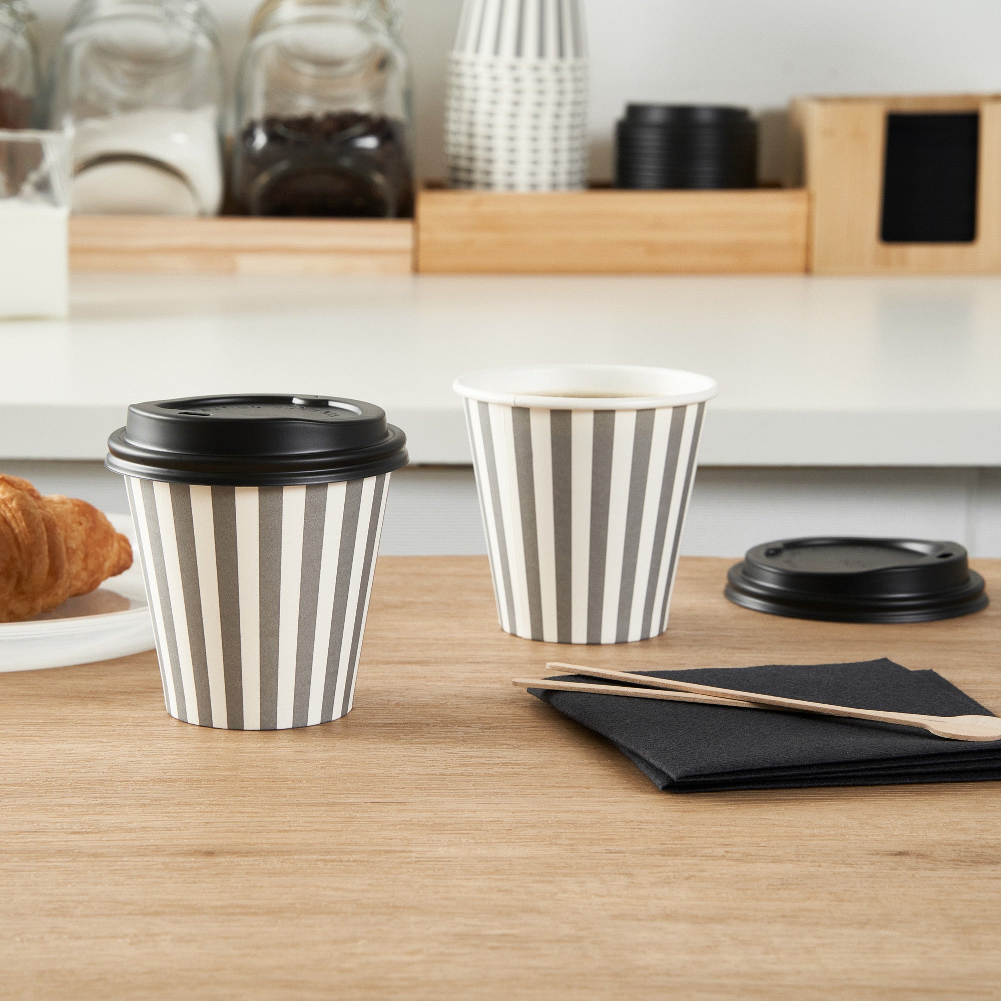Restpresso 8 oz Gray and White Stripe Paper Single Wall Coffee Cup - with Black Lid - 3 1/2" x 3 1/2" x 3 1/4" - 20 count box