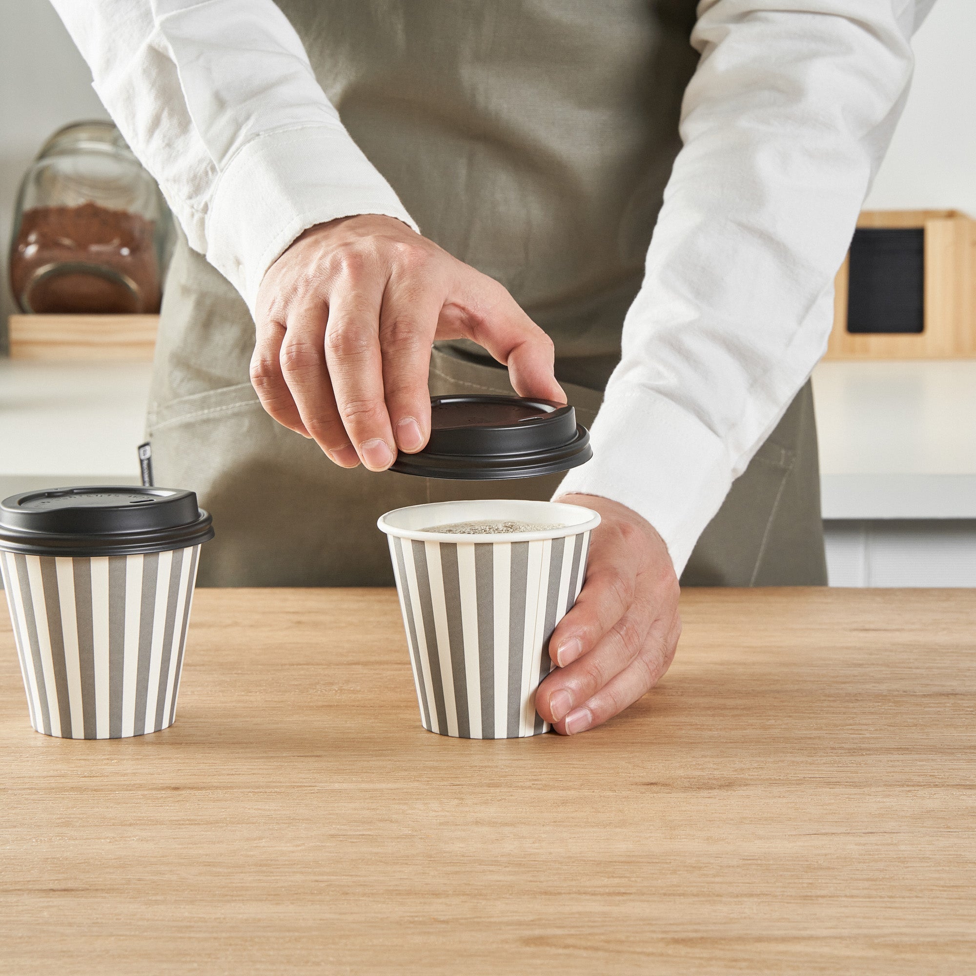 Restpresso 8 oz Gray and White Stripe Paper Single Wall Coffee Cup - with Black Lid - 3 1/2" x 3 1/2" x 3 1/4" - 400 count box