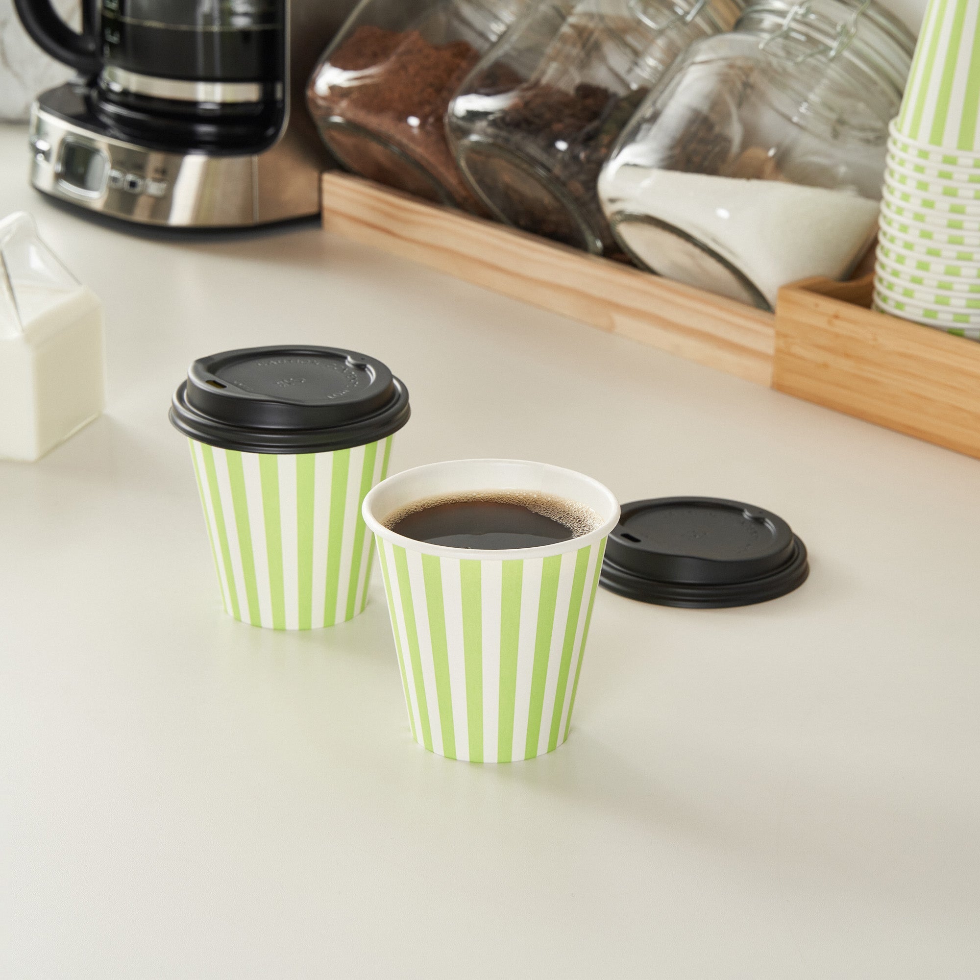 Restpresso 8 oz Green and White Stripe Paper Single Wall Coffee Cup - with Black Lid - 3 1/2" x 3 1/2" x 3 1/4" - 20 count box