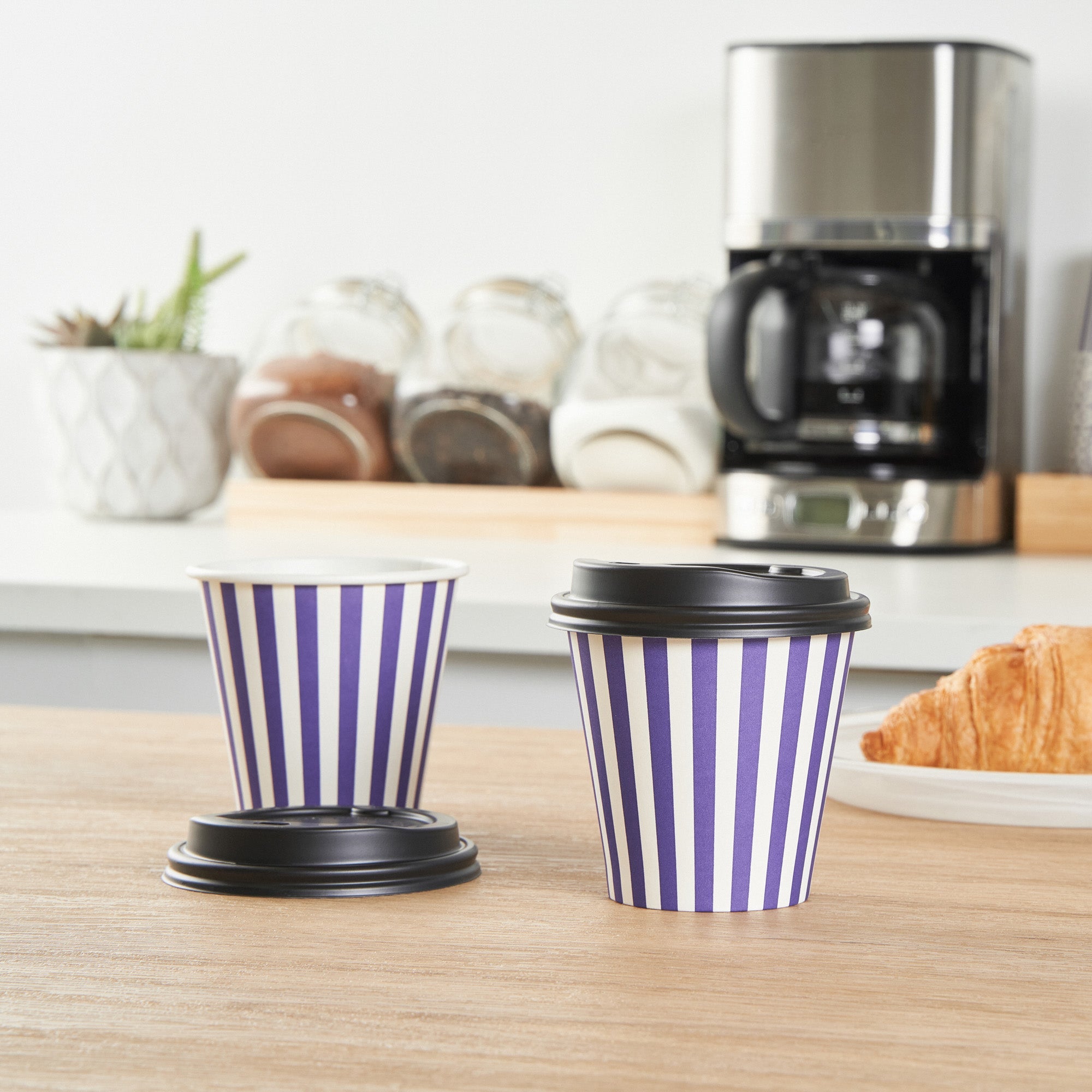 Restpresso 8 oz Purple and White Stripe Paper Single Wall Coffee Cup - with Black Lid - 3 1/2" x 3 1/2" x 3 1/4" - 400 count box