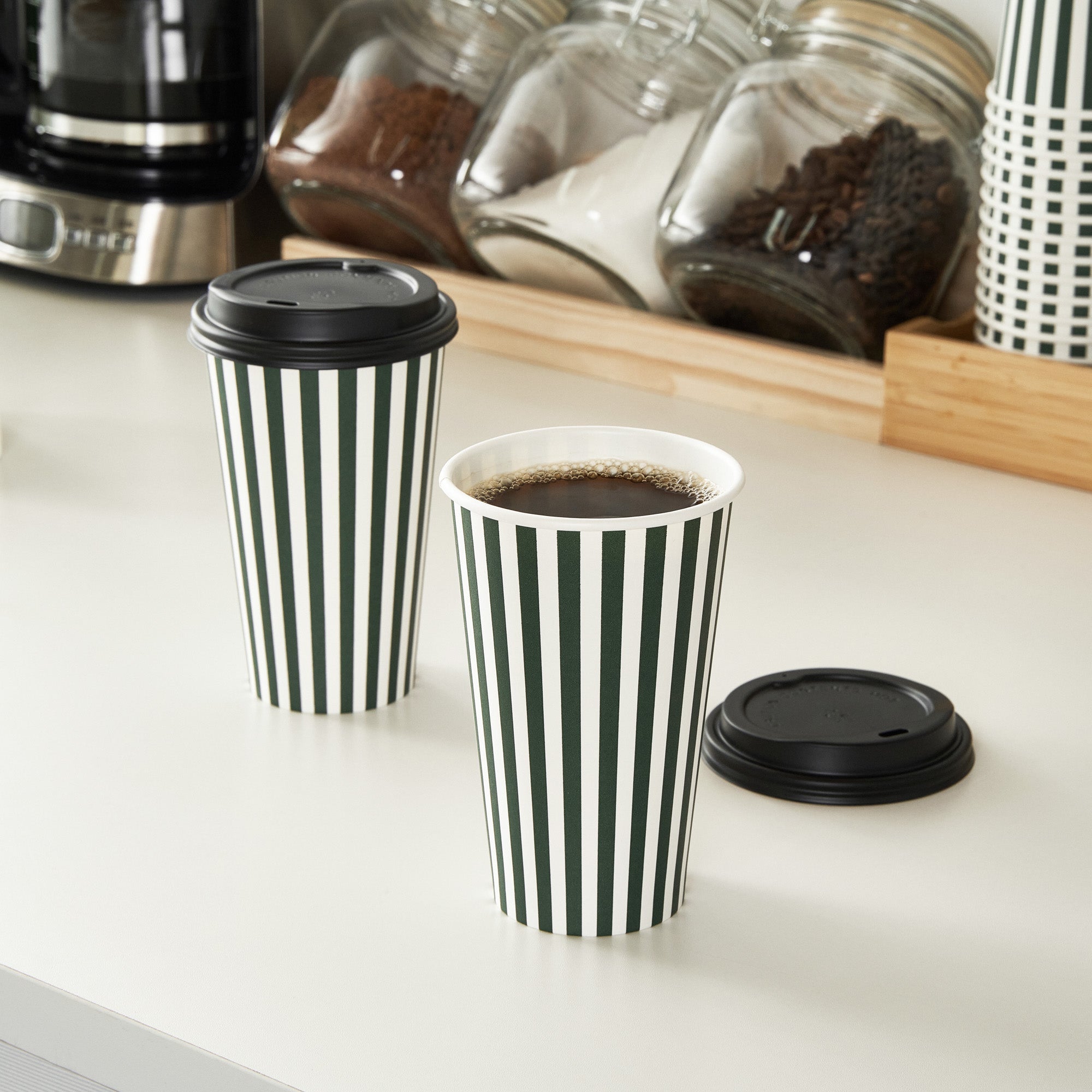 Restpresso 16 oz Forest Green and White Stripe Paper Single Wall Coffee Cup - with Black Lid - 3 1/2"x 3 1/2"x 5 1/2" - 400 count box
