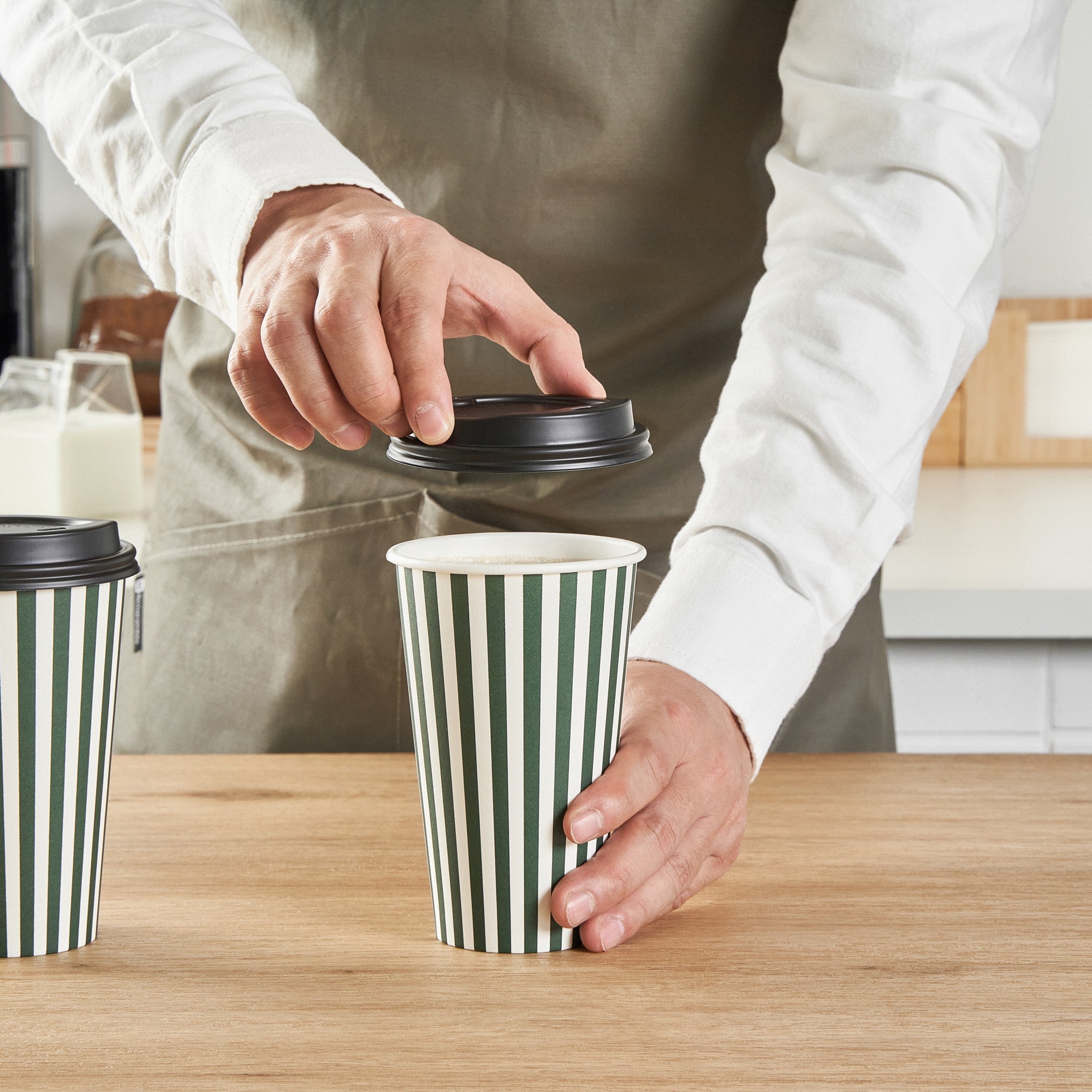 Restpresso 16 oz Forest Green and White Stripe Paper Single Wall Coffee Cup - with Black Lid - 3 1/2"x 3 1/2"x 5 1/2" - 400 count box