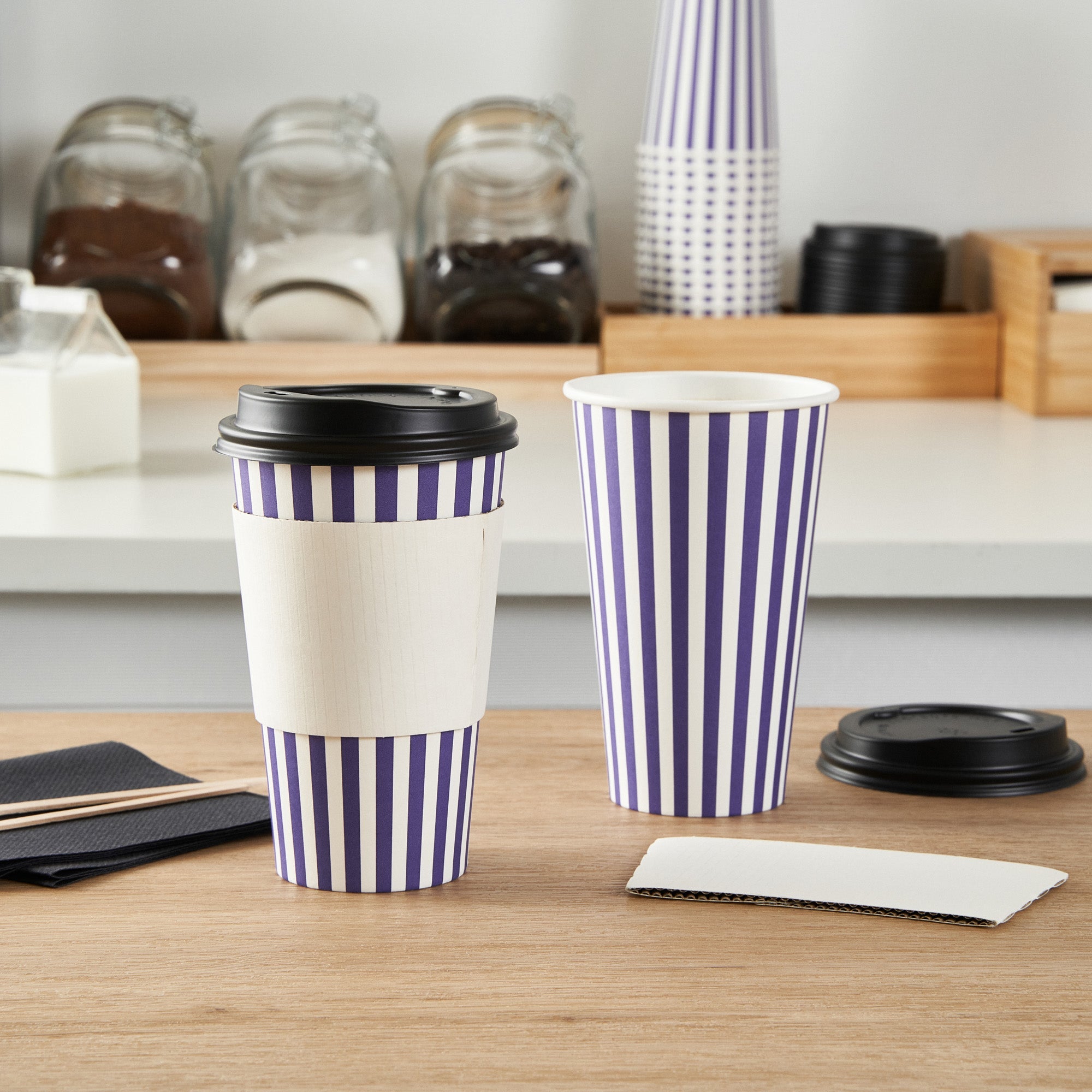 Restpresso 16 oz Purple and White Stripe Paper Single Wall Coffee Cup - with Black Lid - 3 1/2"x 3 1/2"x 5 1/2" - 20 count box