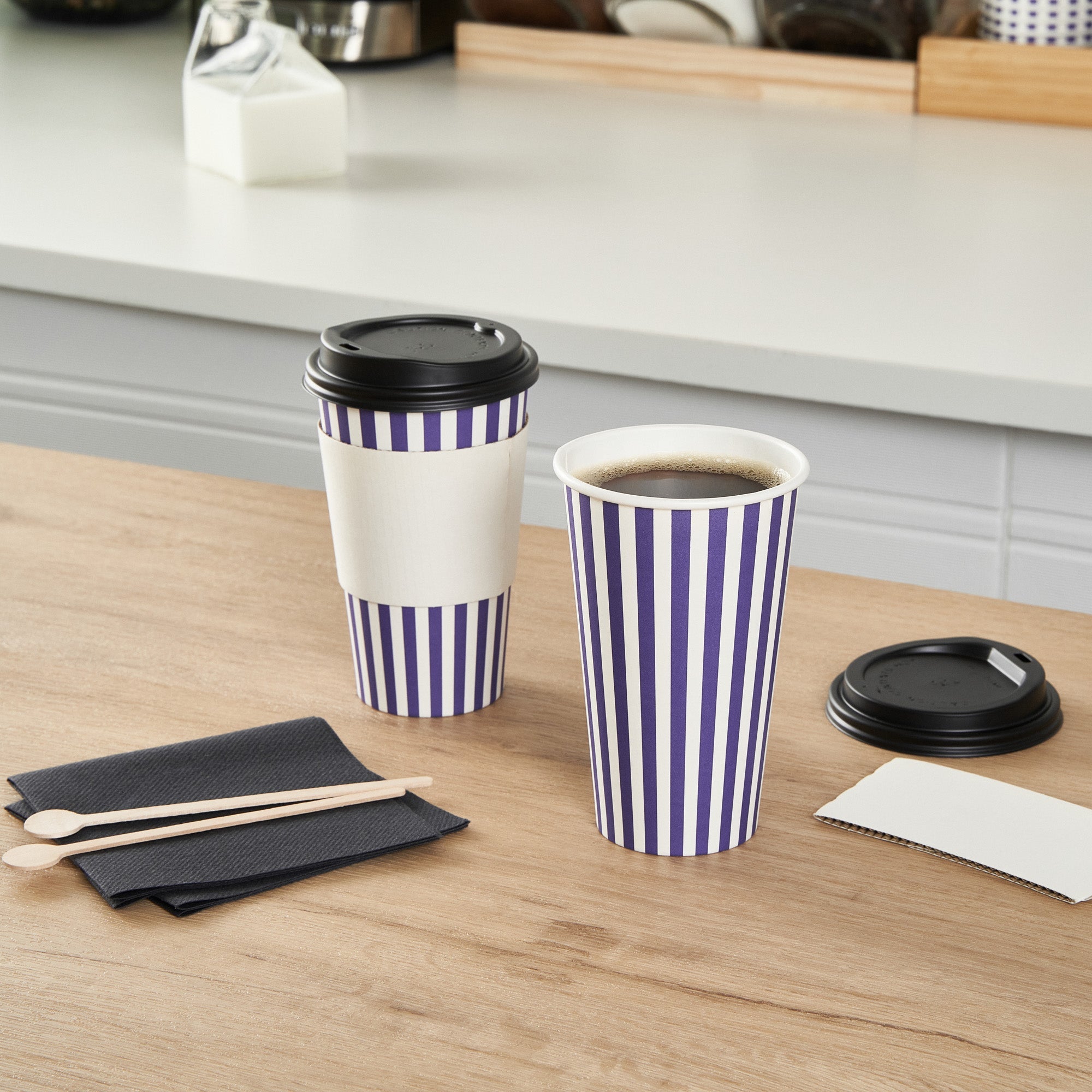 Restpresso 16 oz Purple and White Stripe Paper Single Wall Coffee Cup - with Black Lid - 3 1/2"x 3 1/2"x 5 1/2" - 20 count box