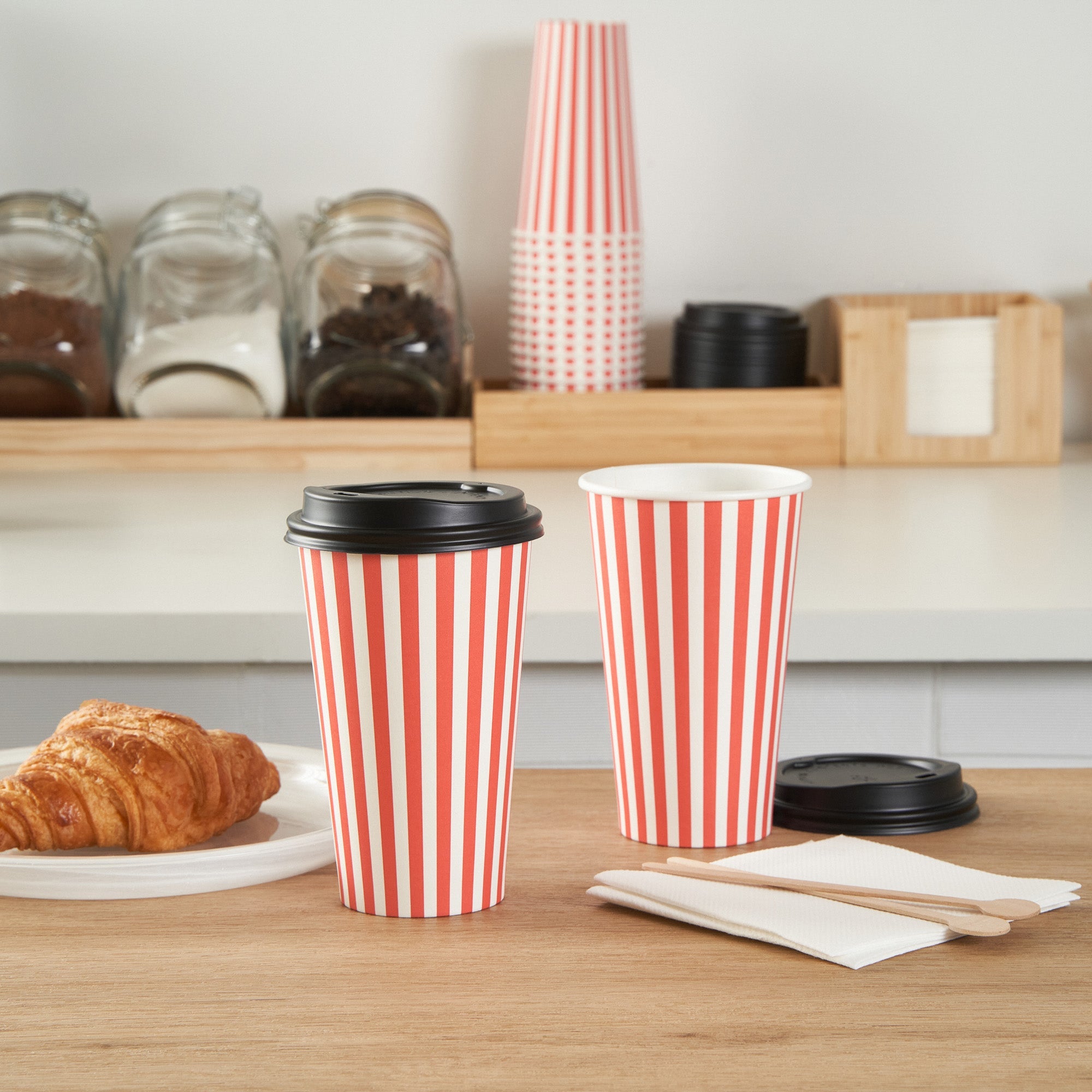 Restpresso 16 oz Red and White Stripe Paper Single Wall Coffee Cup - with Black Lid - 3 1/2"x 3 1/2"x 5 1/2" - 400 count box