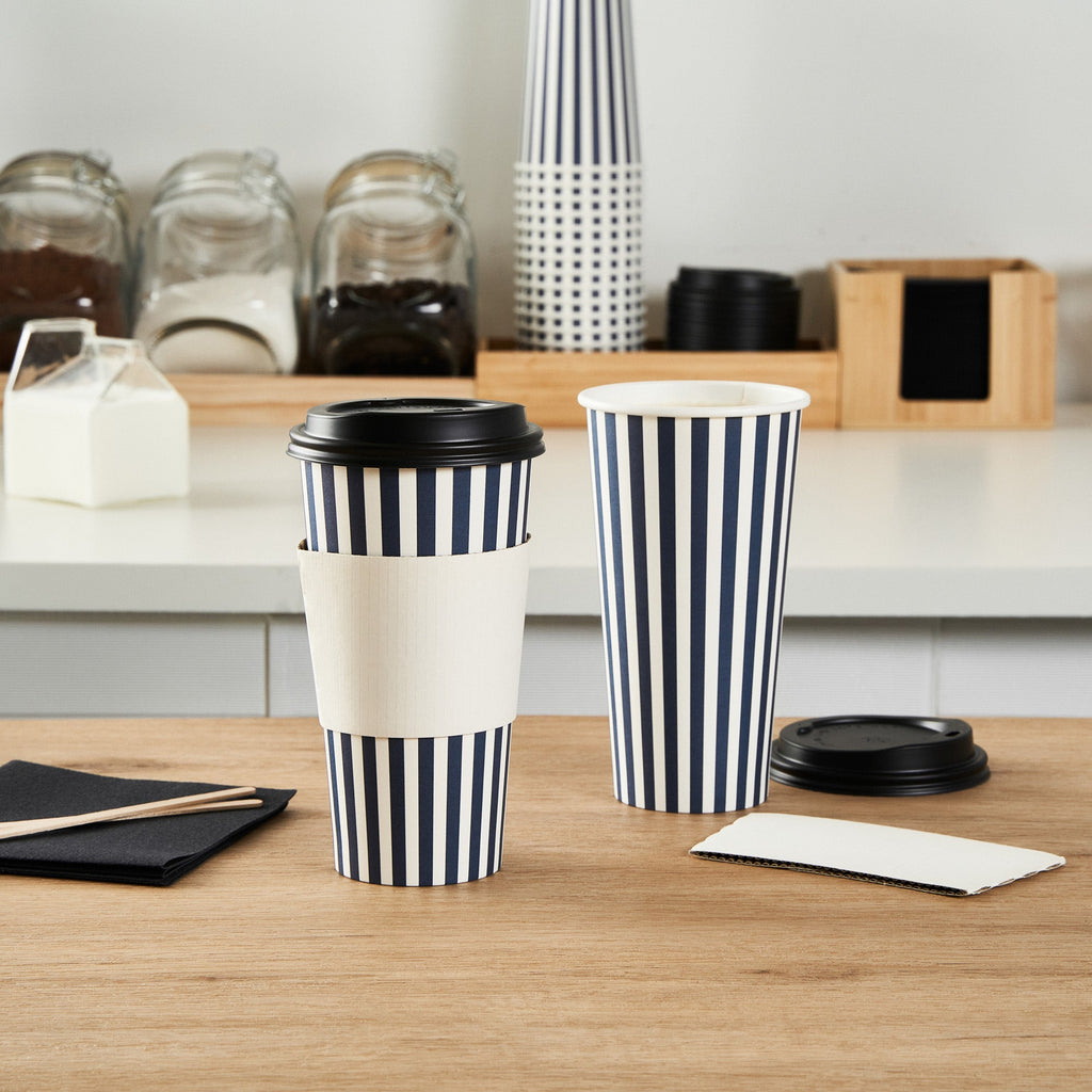 Restpresso 20 oz Blue and White Stripe Paper Single Wall Coffee Cup - with Black Lid - 3 1/2"x 3 1/2"x 6 1/4" - 20 count box