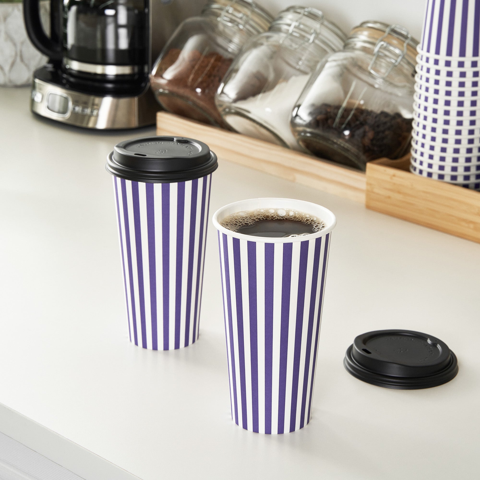 Restpresso 20 oz Purple and White Stripe Paper Single Wall Coffee Cup - with Black Lid - 3 1/2"x 3 1/2"x 6 1/4" - 400 count box