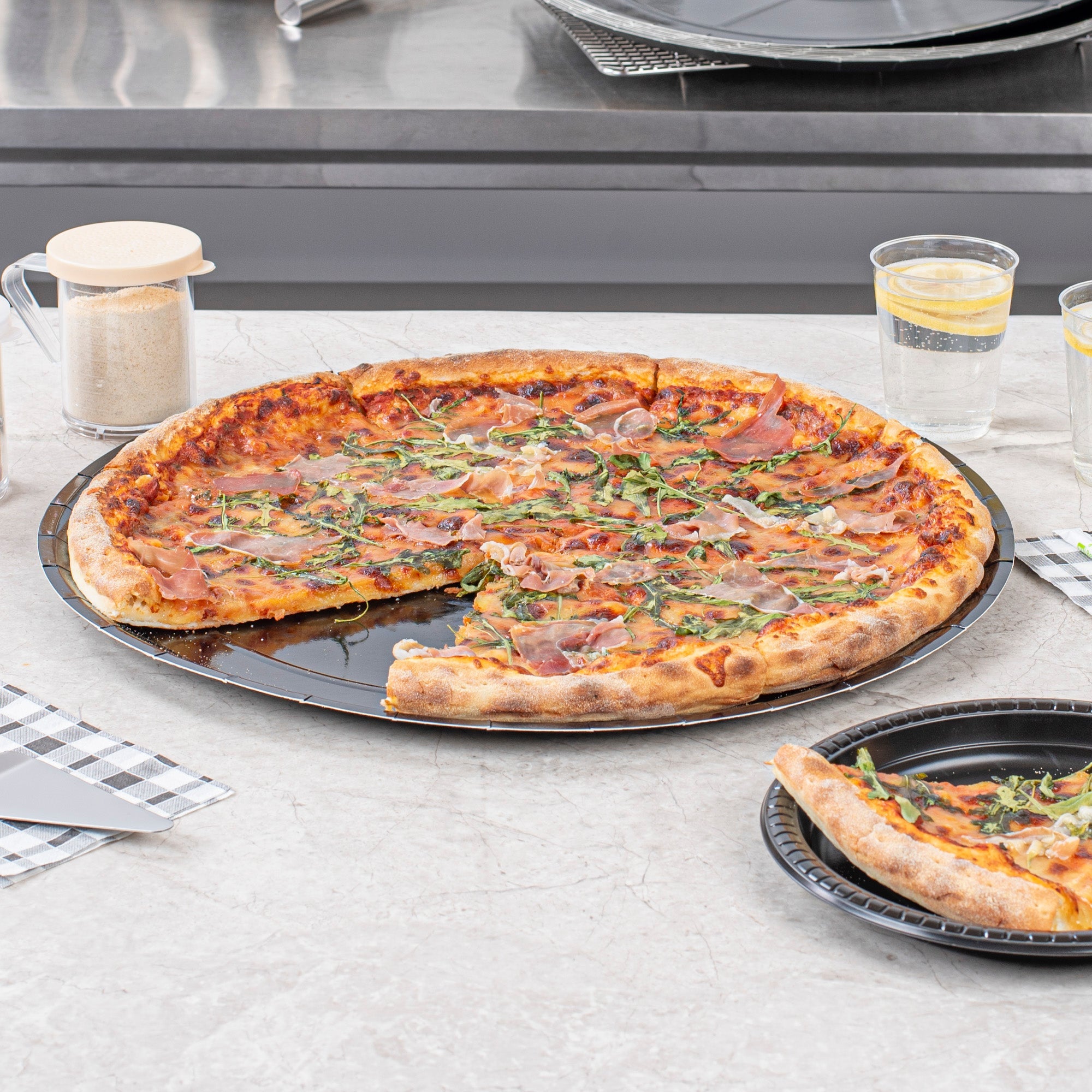 Eco Pie Round Black Paperboard Pizza Tray - Oven-Safe - 18'' - 50 count box