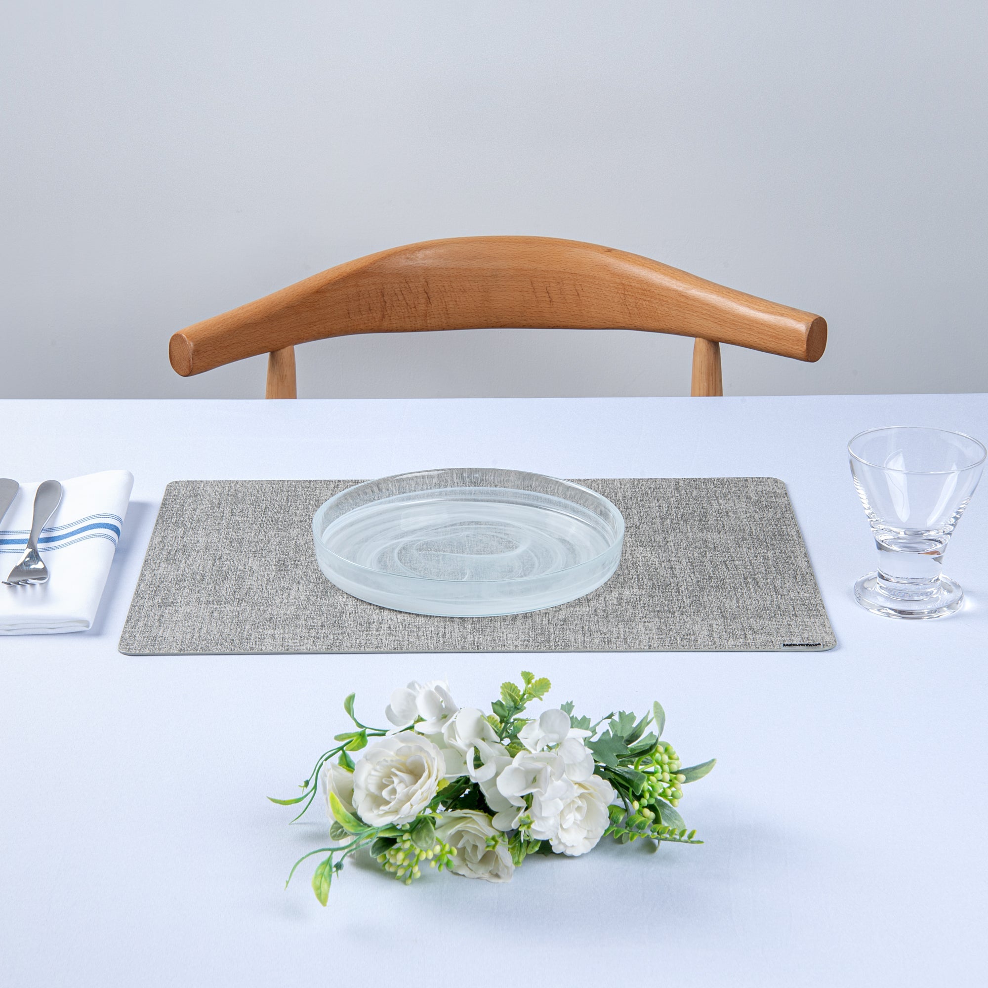 Denim Mesh Rectangle Light Gray Vinyl Linen-Feel Placemat - 17 3/4" x 11 3/4" - 6 count box