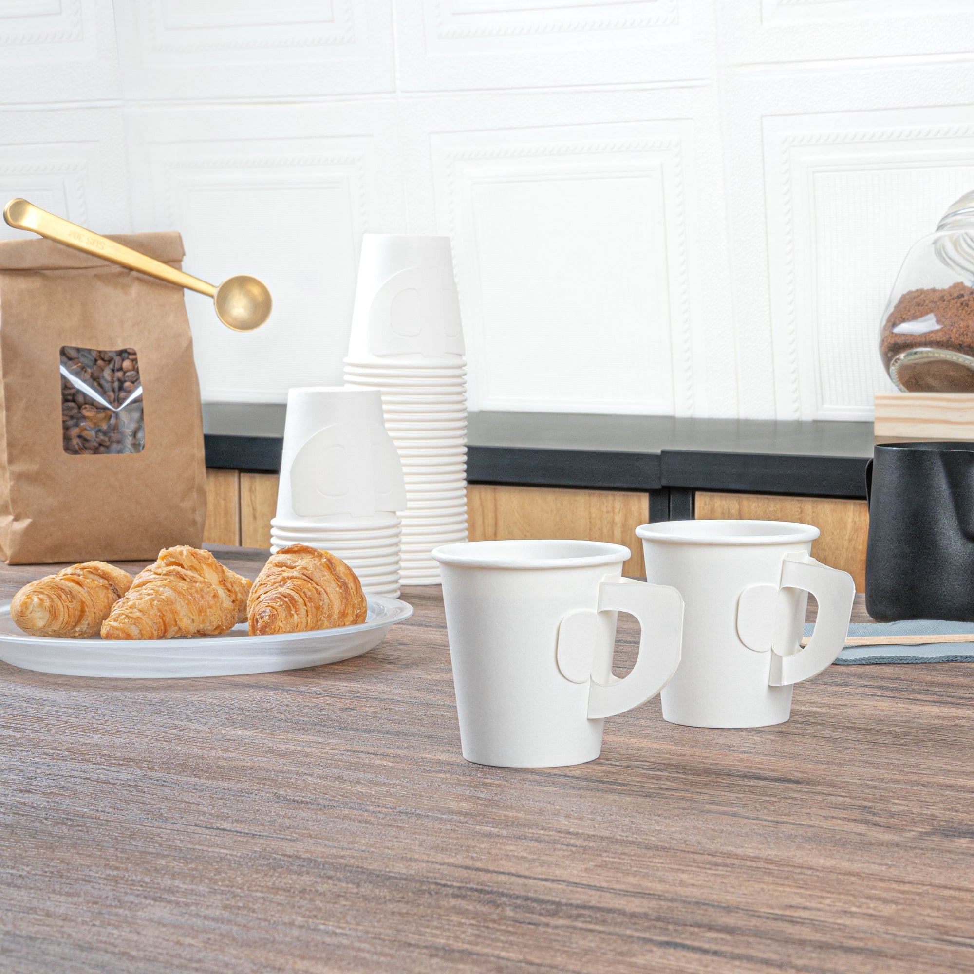 Restpresso 7 oz White Paper Coffee Cup - with Handle, Single Wall - 2 3/4" x 2 3/4" x 3" - 1000 count box