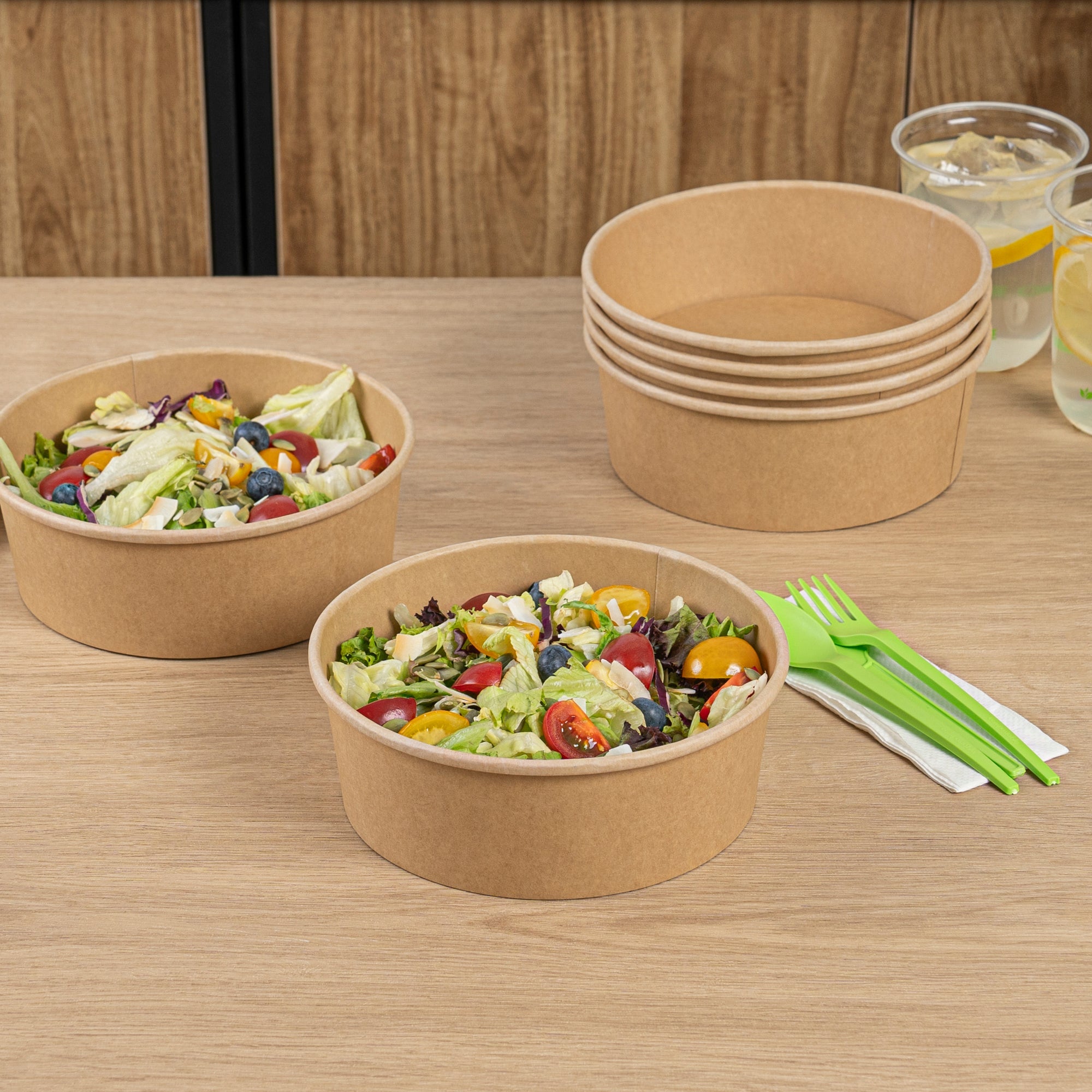 Bio Tek 45 oz Round Kraft Paper Take Out Container - 7 1/4" x 7 1/4" x 2 1/2" - 200 count box