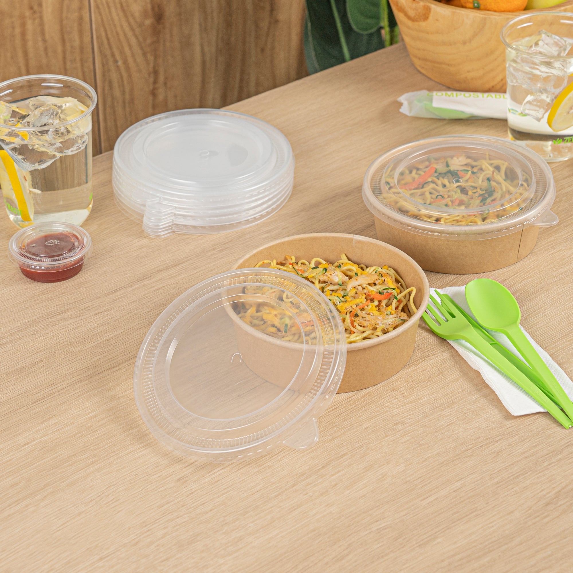 Bio Tek Clear Plastic Take Out Container Lid - Fits 17, 25, 33 and 34 oz Containers - 200 count box