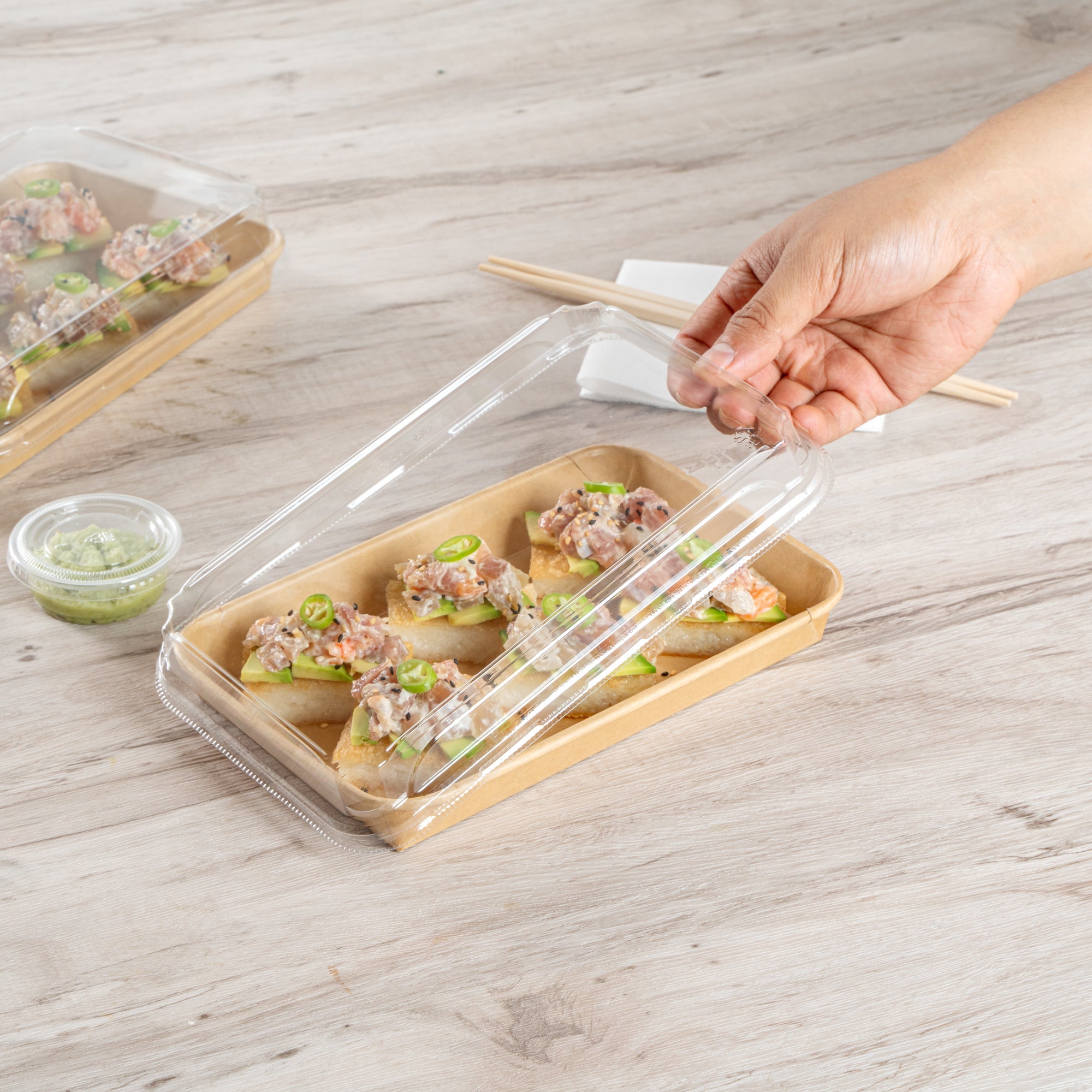 Matsuri Vision Clear PET Plastic Lid - Fits 15 oz Sushi Container, Anti-Fog - 50 count box