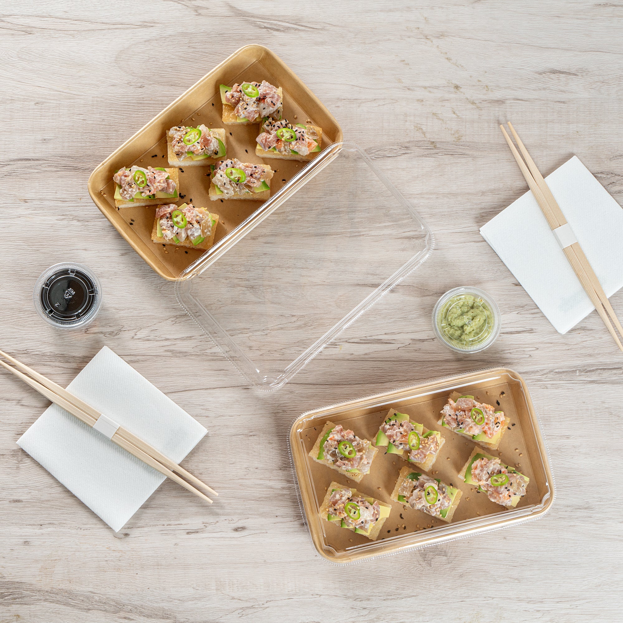 Matsuri Vision Clear PET Plastic Lid - Fits 15 oz Sushi Container, Anti-Fog - 50 count box