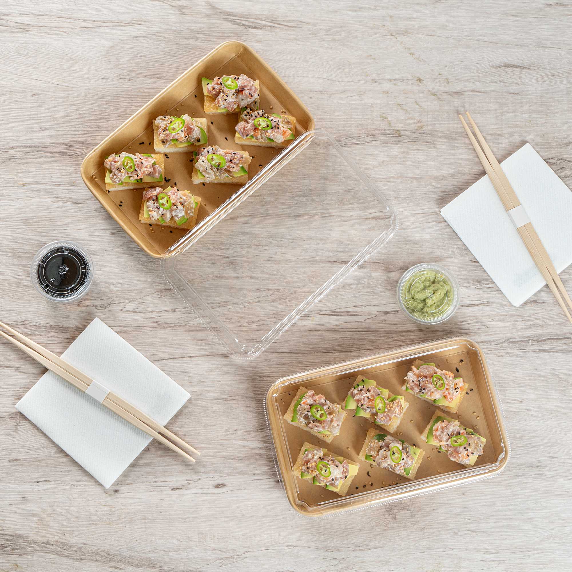 Matsuri Vision Clear PET Plastic Lid - Fits 15 oz Sushi Container, Anti-Fog - 100 count box