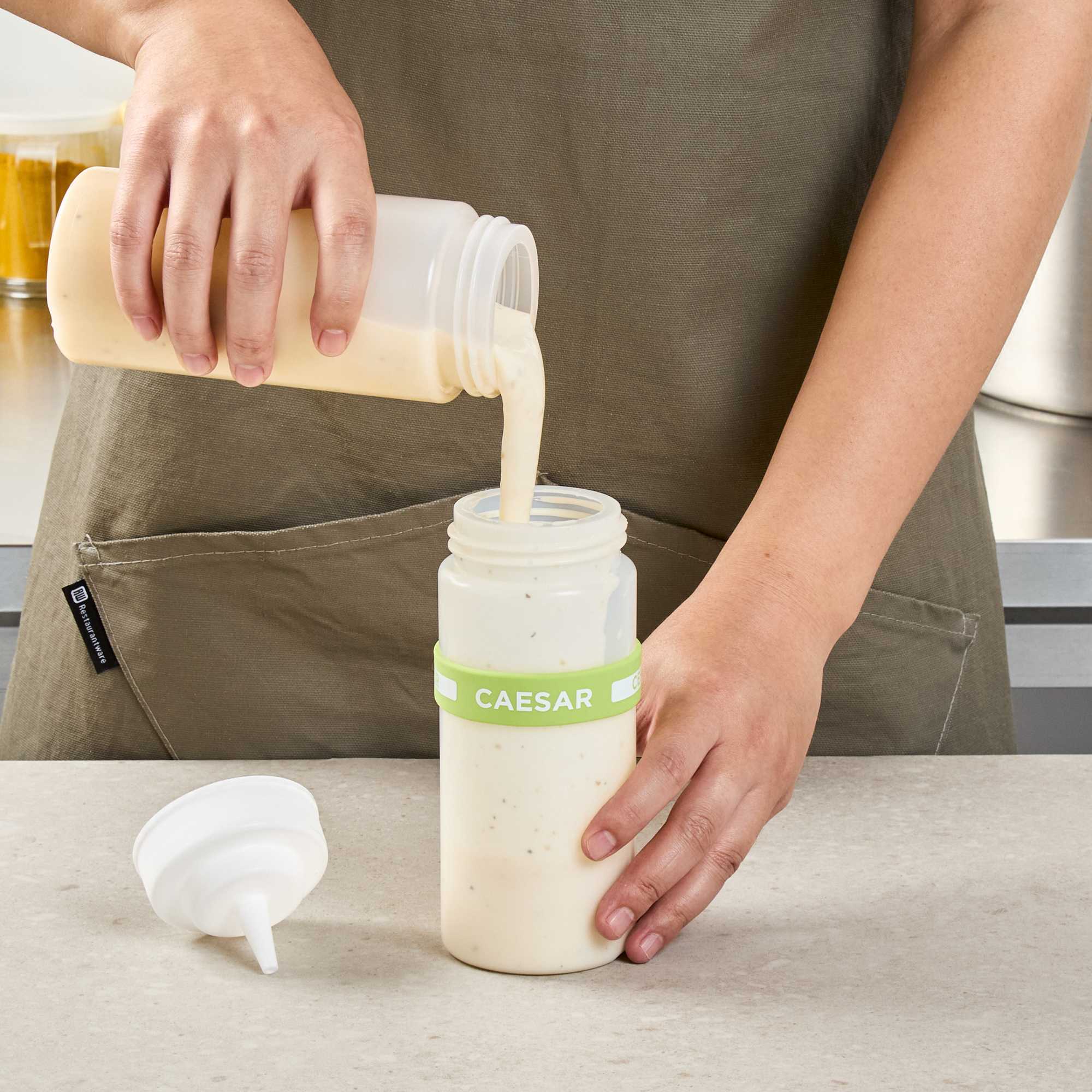 First In First Out Green Silicone Caesar Label Band - Fits 16, 20 and 24 oz Squeeze Bottles - 1 count box