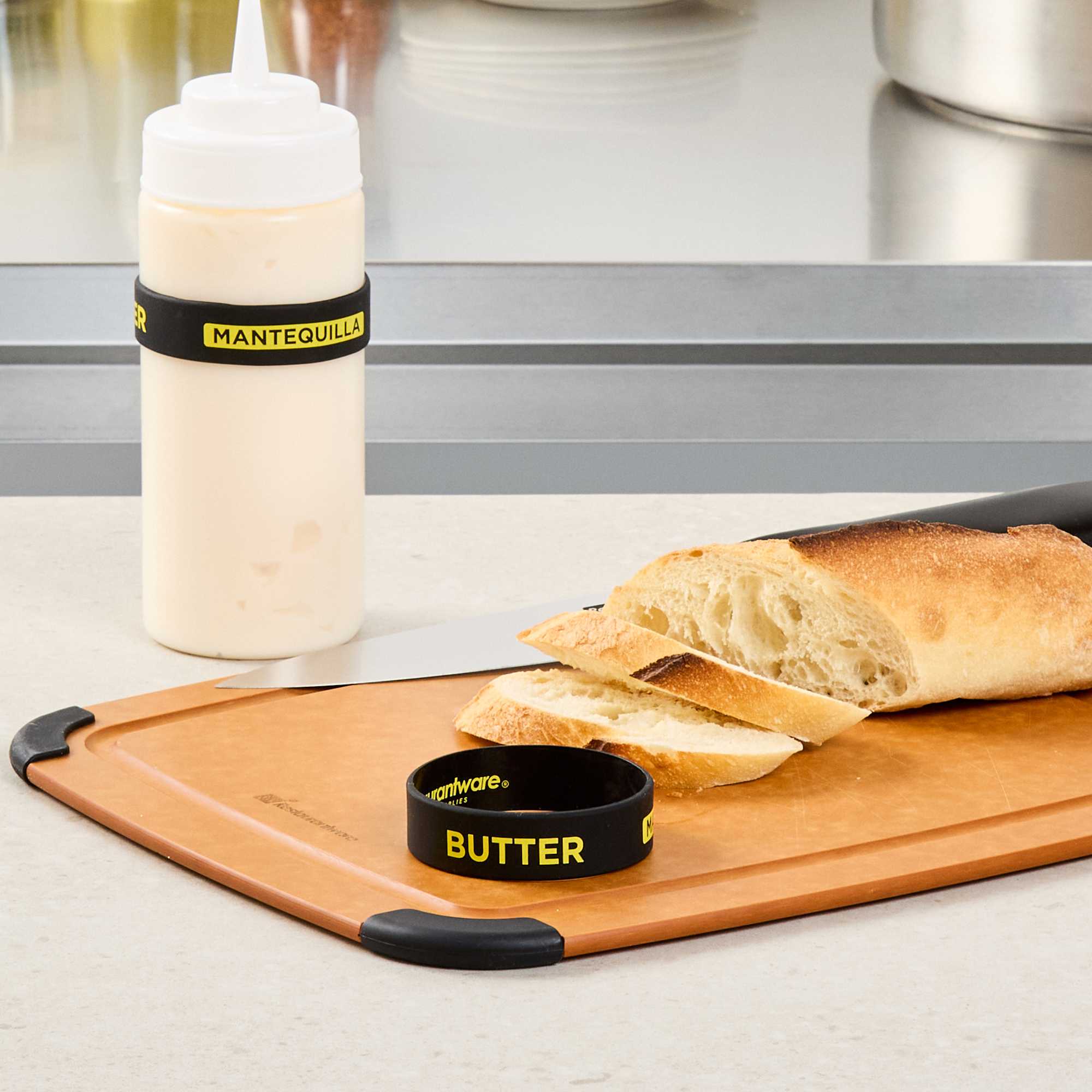 First In First Out Black Silicone Butter Label Band - Fits 16, 20 and 24 oz Squeeze Bottles - 1 count box