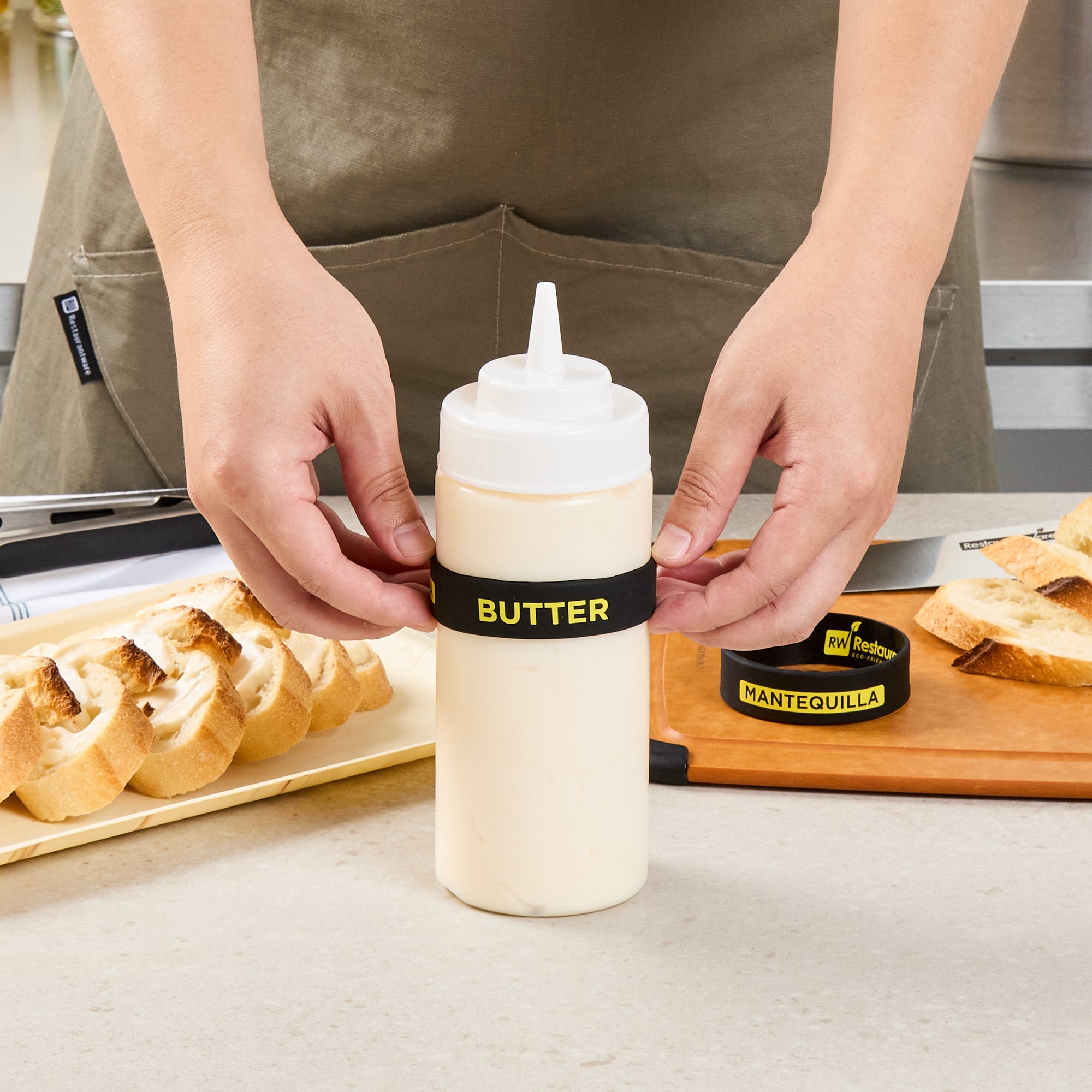 First In First Out Black Silicone Butter Label Band - Fits 16, 20 and 24 oz Squeeze Bottles - 10 count box