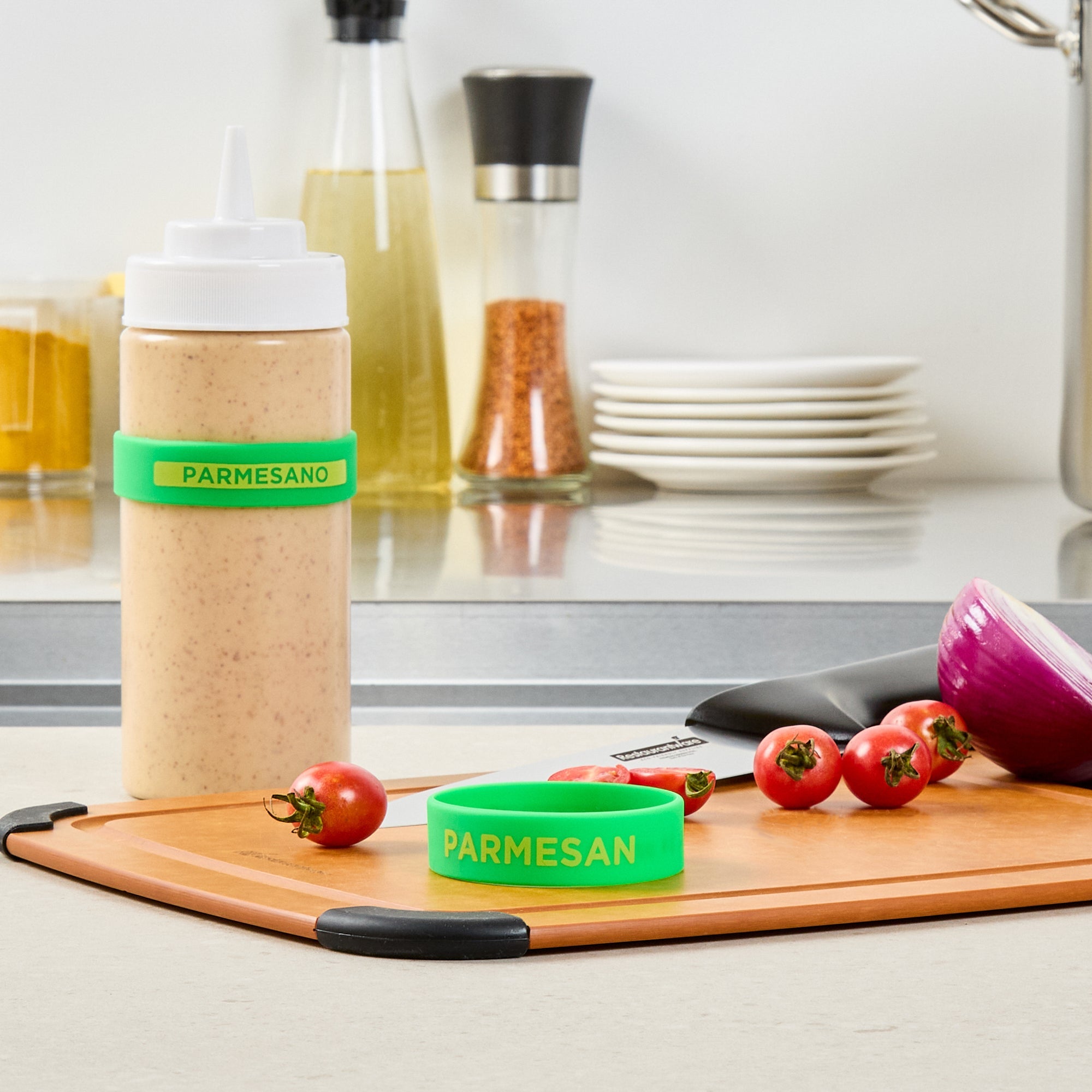 First In First Out Green Silicone Parmesan Label Band - Fits 16, 20 and 24 oz Squeeze Bottles - 10 count box