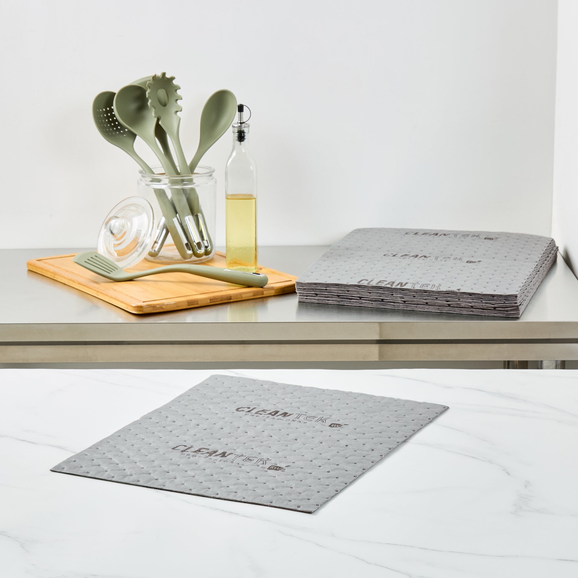 Clean Tek Professional Gray Universal Sorbent Pad - Light Weight, Perforated - 15" x 19" - 100 count box