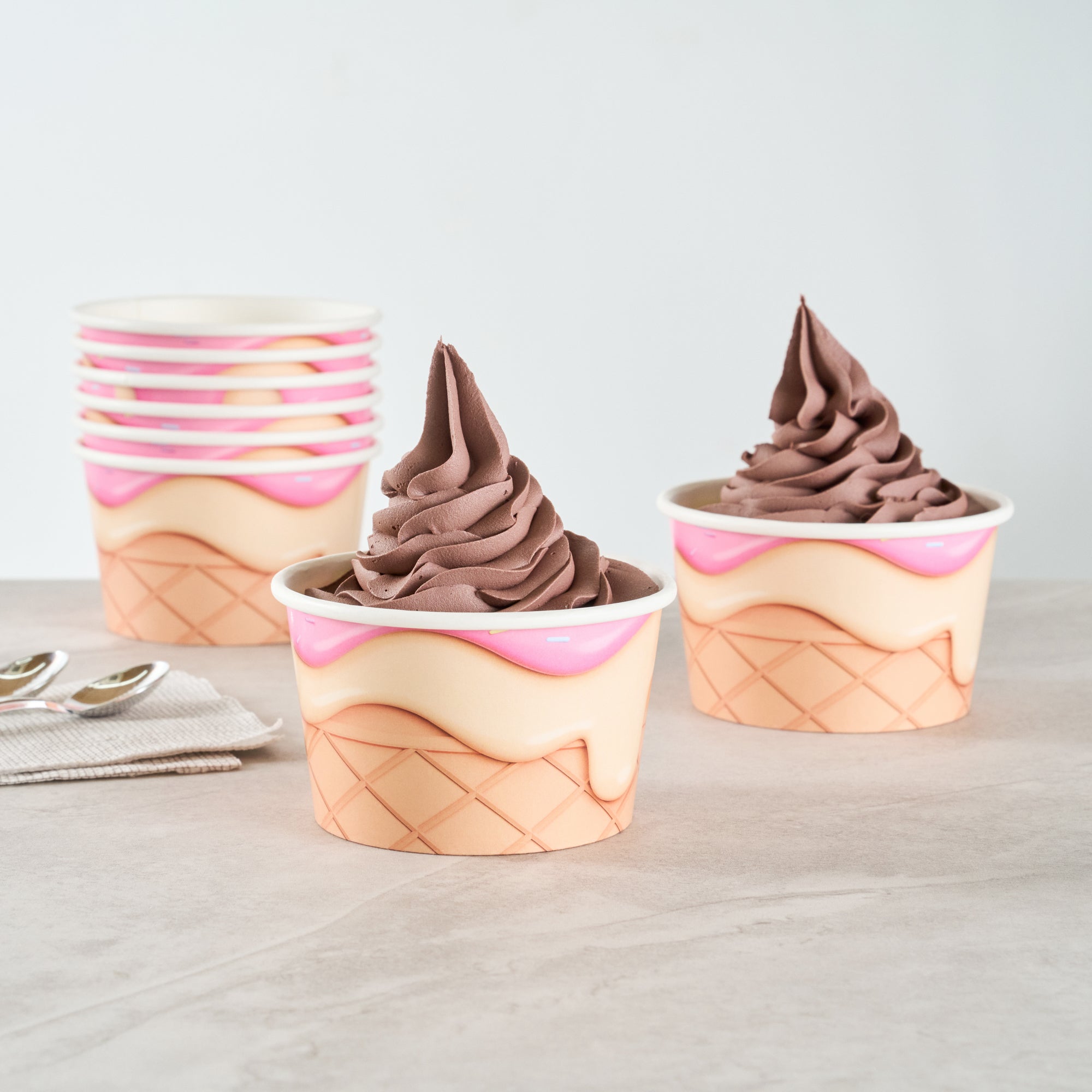 Coppetta 8 oz Round Vanilla Strawberry Swirl Paper To Go Cup - 3 3/4" x 3 3/4" x 2 1/4" - 200 count box