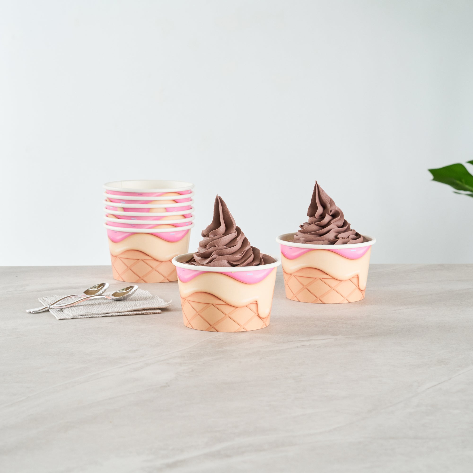 Coppetta 8 oz Round Vanilla Strawberry Swirl Paper To Go Cup - 3 3/4" x 3 3/4" x 2 1/4" - 200 count box