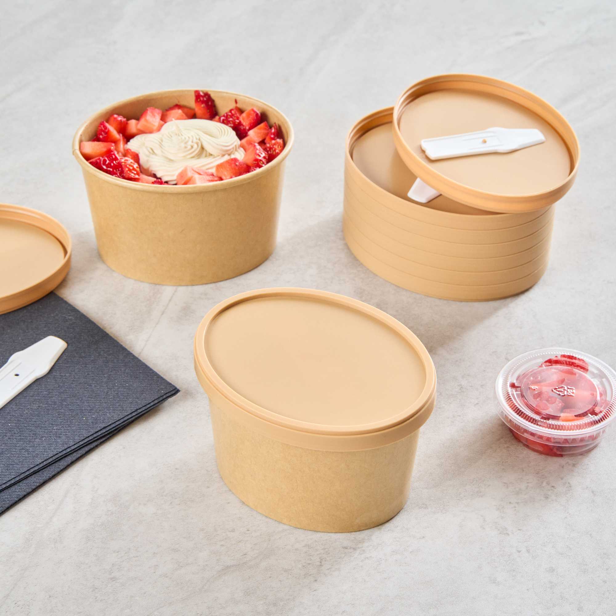 Coppetta Oval Brown Plastic Lid - Fits 12 oz To Go Cup, with Spoon - 50 count box
