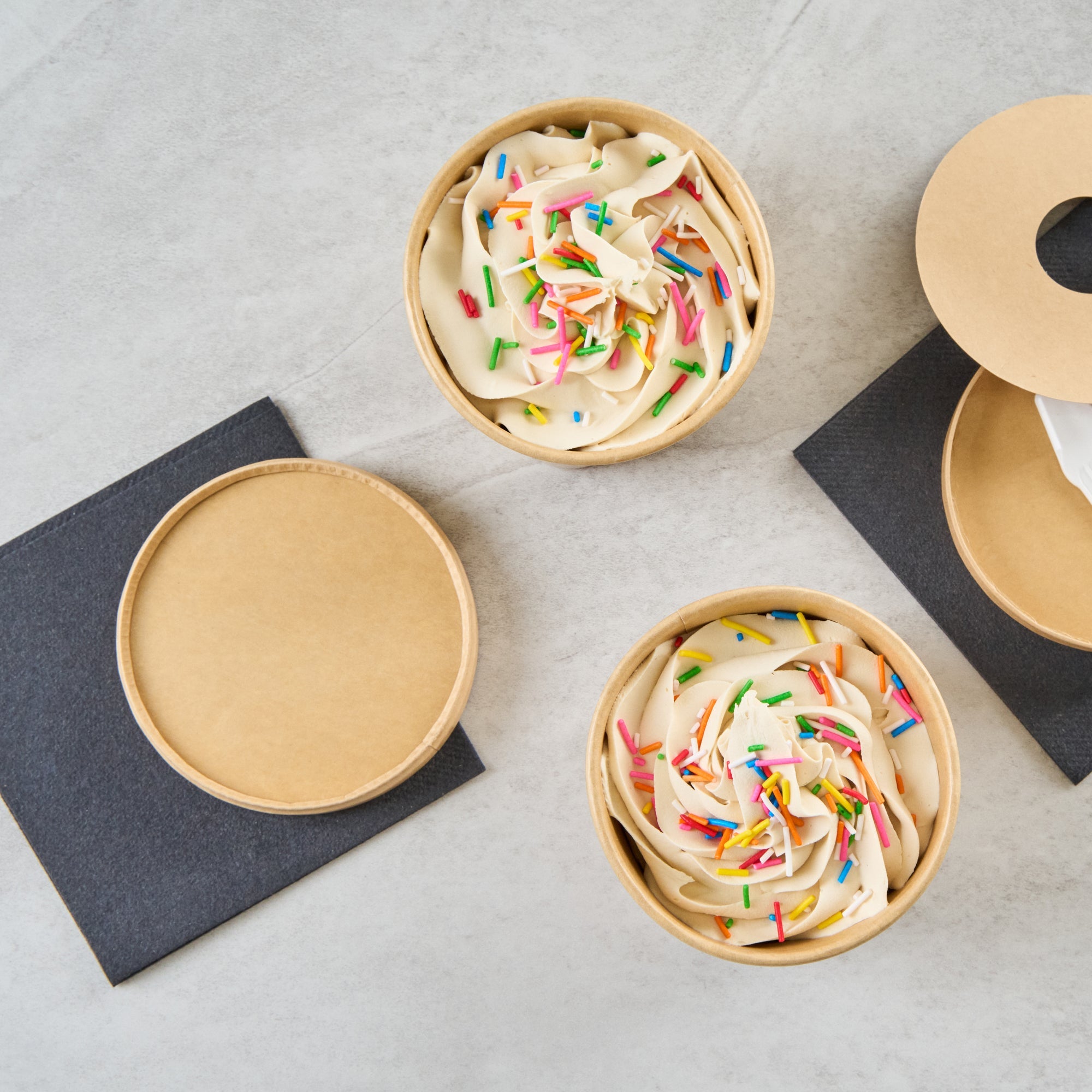 Coppetta 12 oz Round Kraft Paper To Go Cup - with Square Bottom - 3 3/4" x 3 3/4" x 2 3/4" - 50 count box