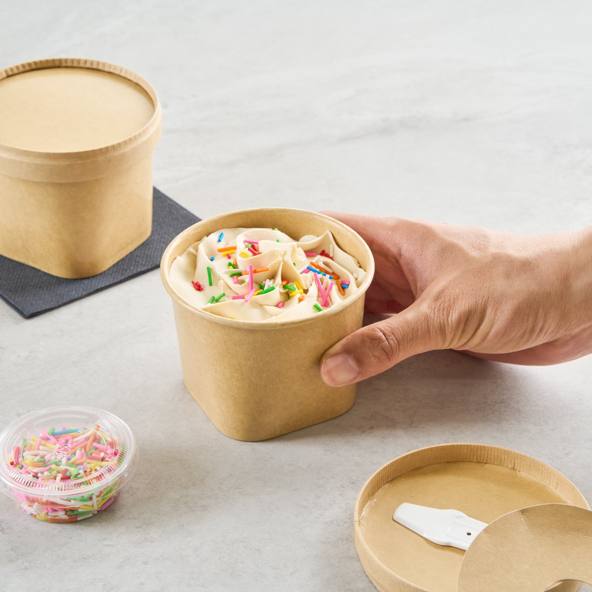 Coppetta 12 oz Round Kraft Paper To Go Cup - with Square Bottom - 3 3/4" x 3 3/4" x 2 3/4" - 200 count box