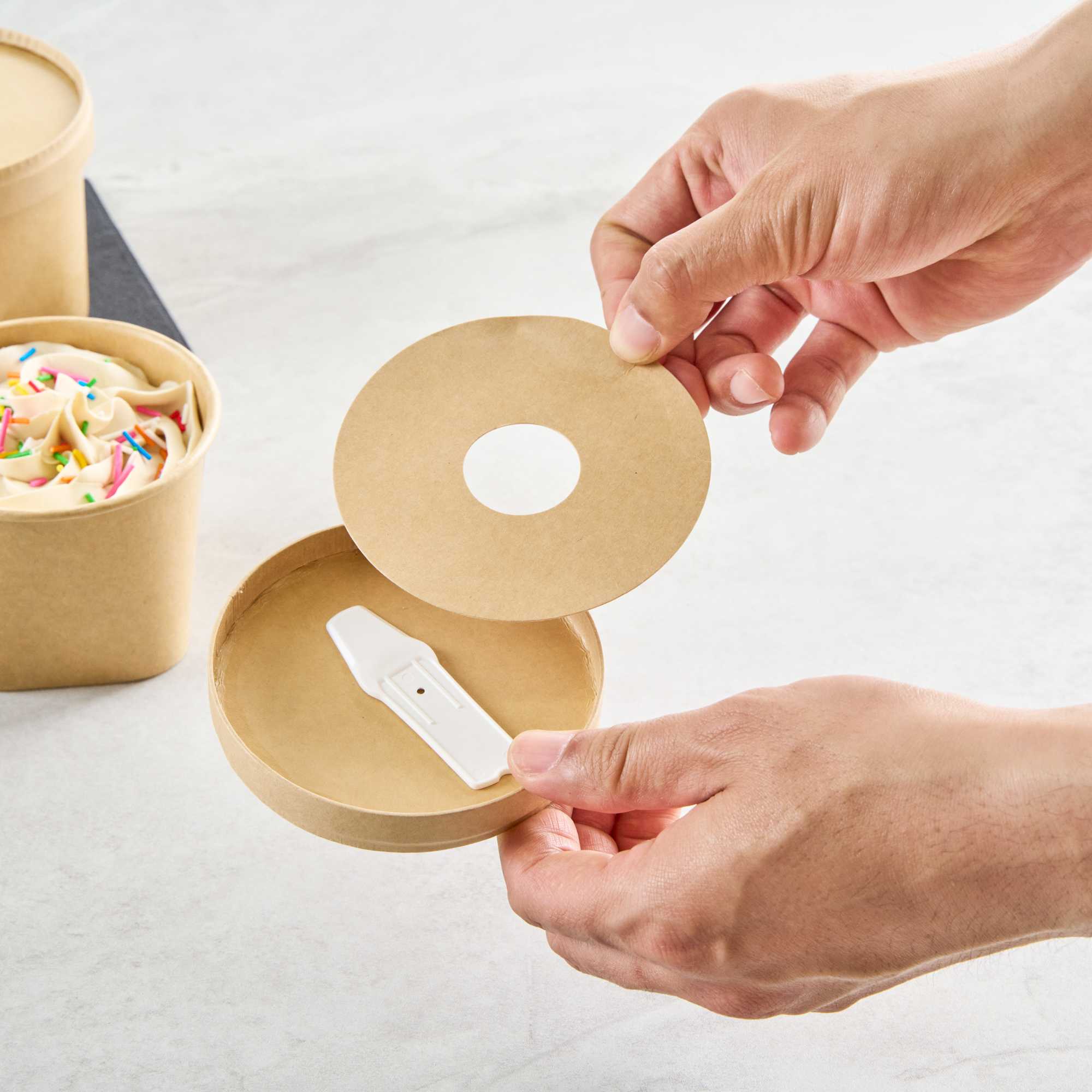 Coppetta Round Brown Paper Lid - Fits 12 oz To Go Cup, with Spoon - 3 3/4" x 3 3/4" x 1/2" - 50 count box